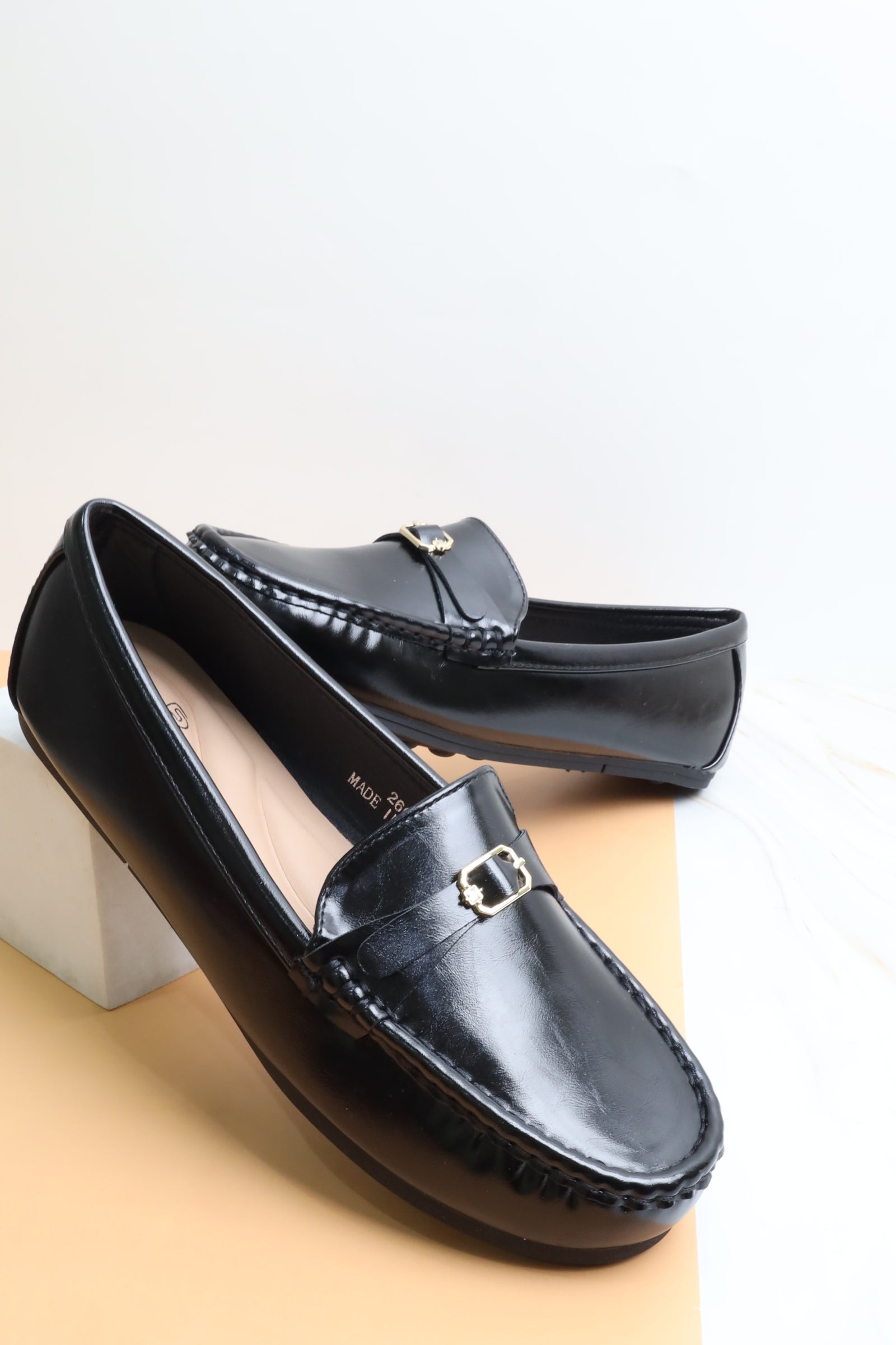 حذاء نسائي 26019