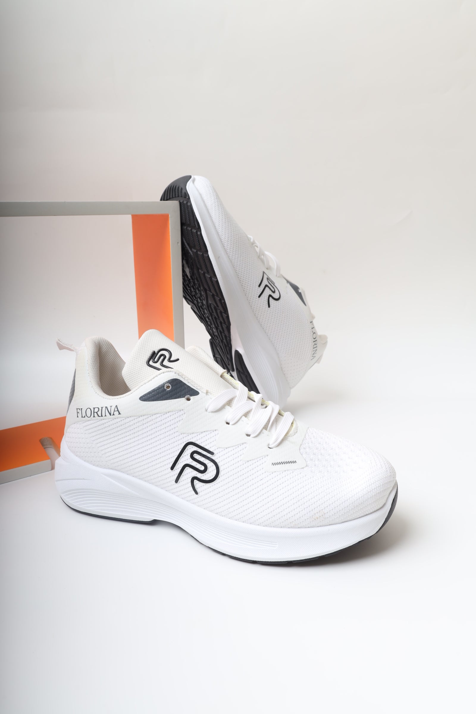 حذاء رياضي 23351