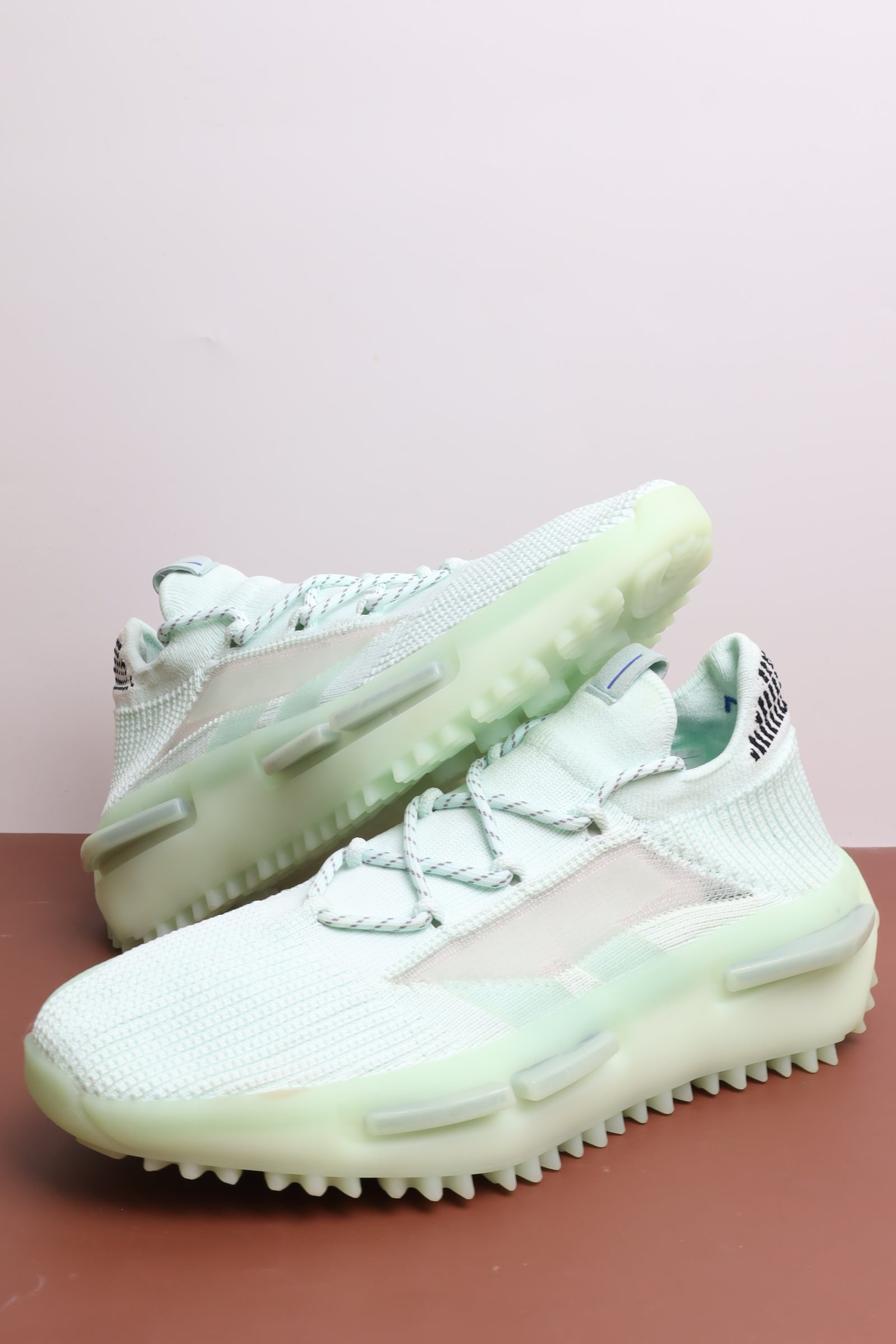 حذاء رياضي 65537