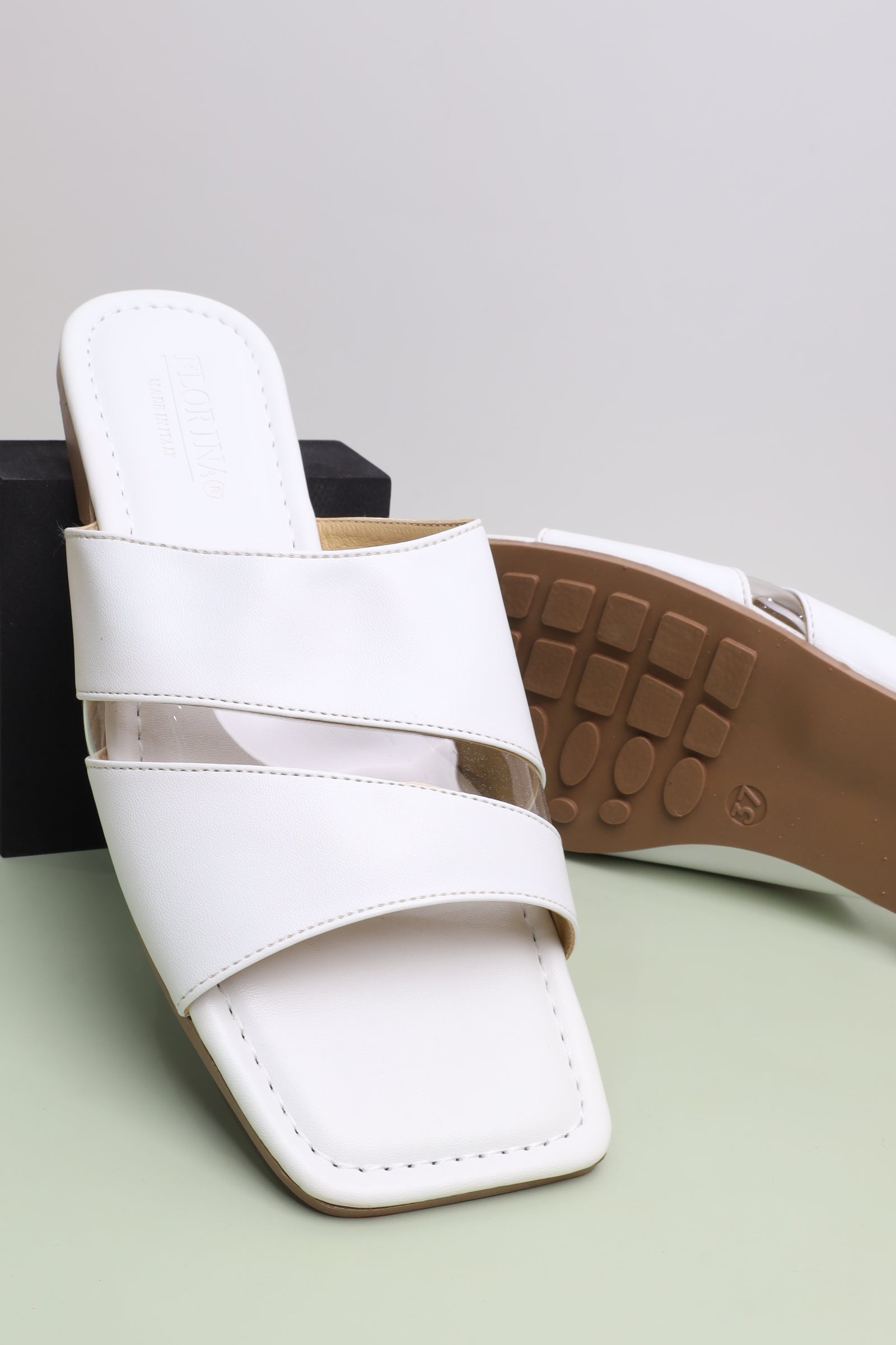 صندل نسائي 159