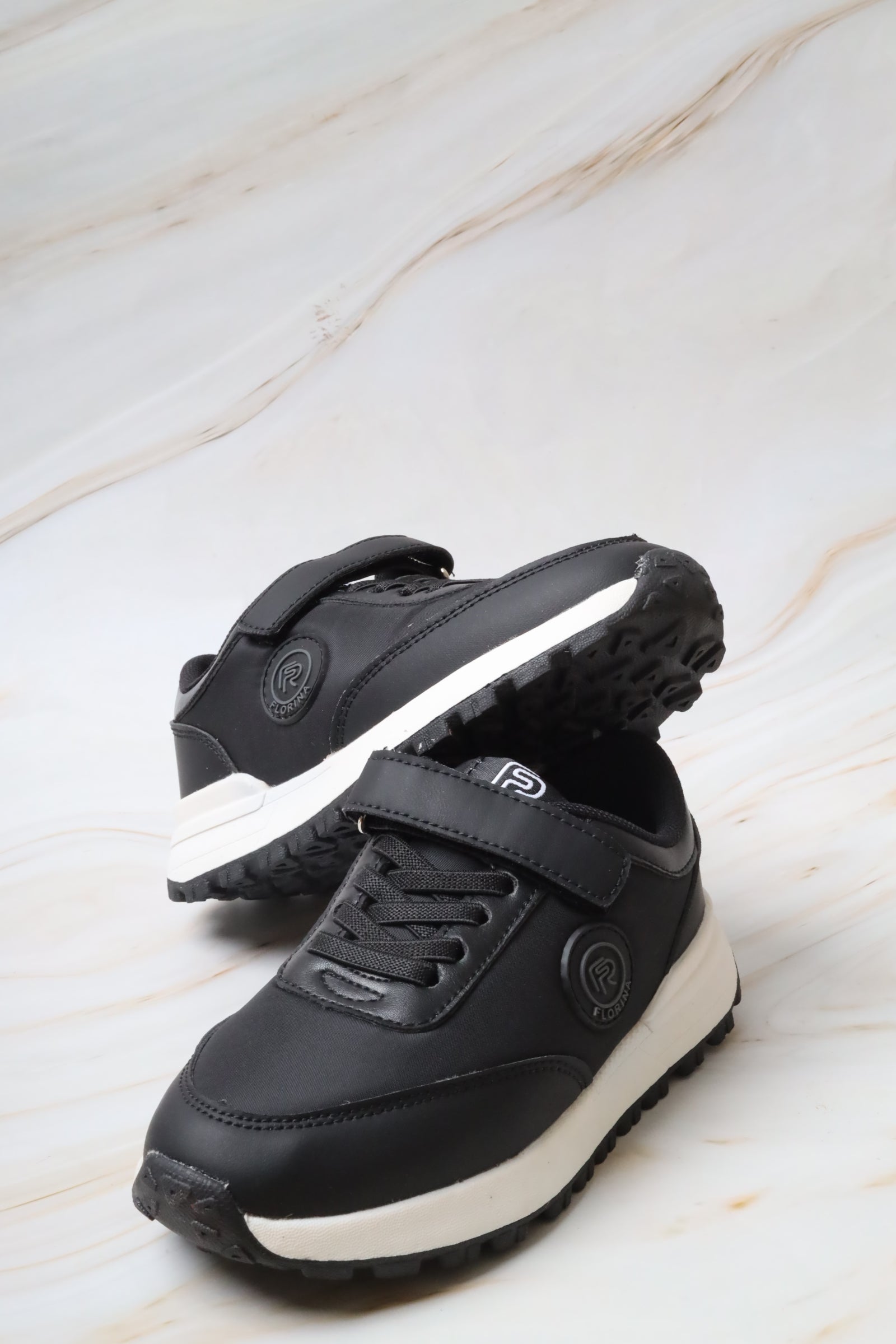 Children's sports shoes 41003
