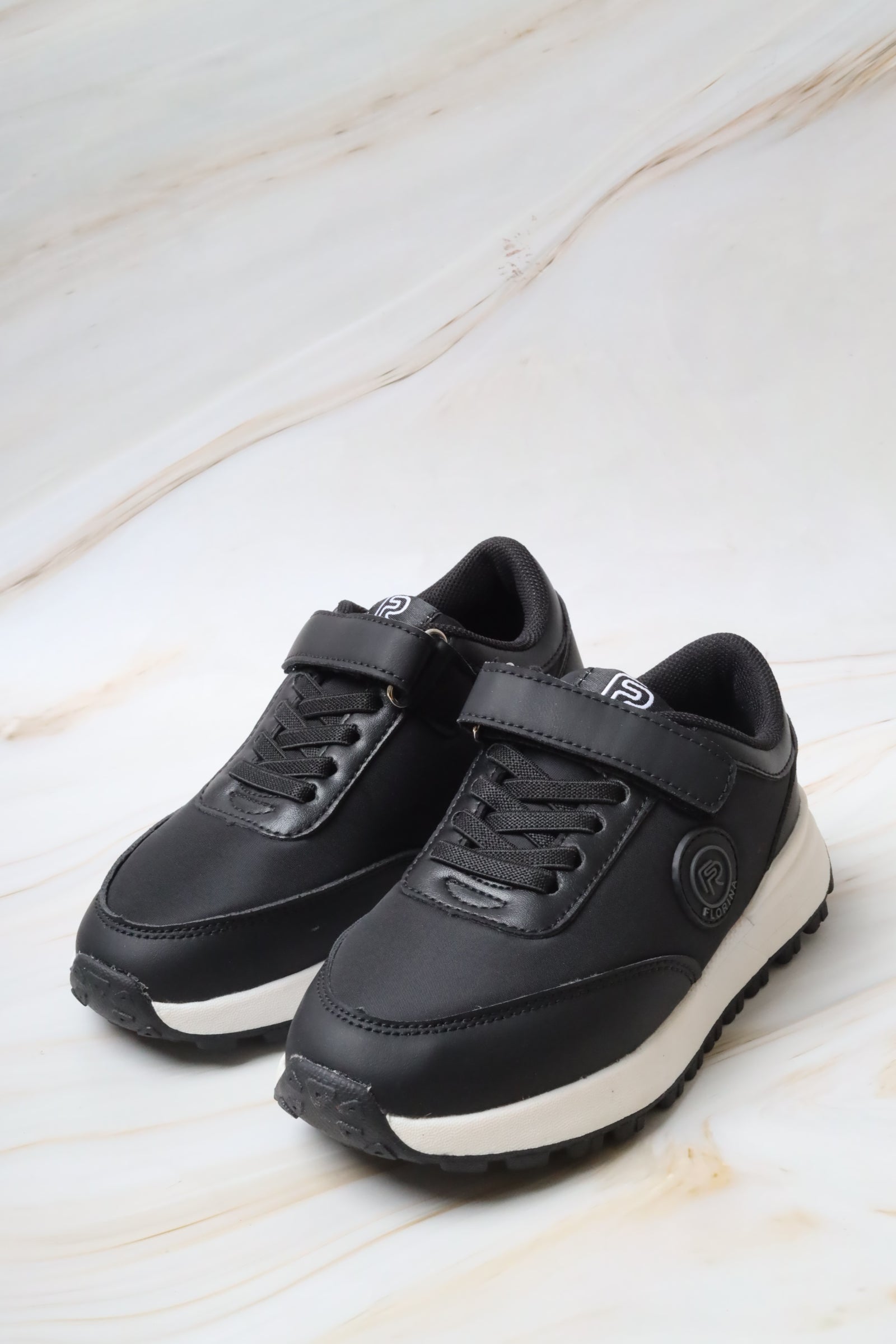 Children's sports shoes 41003