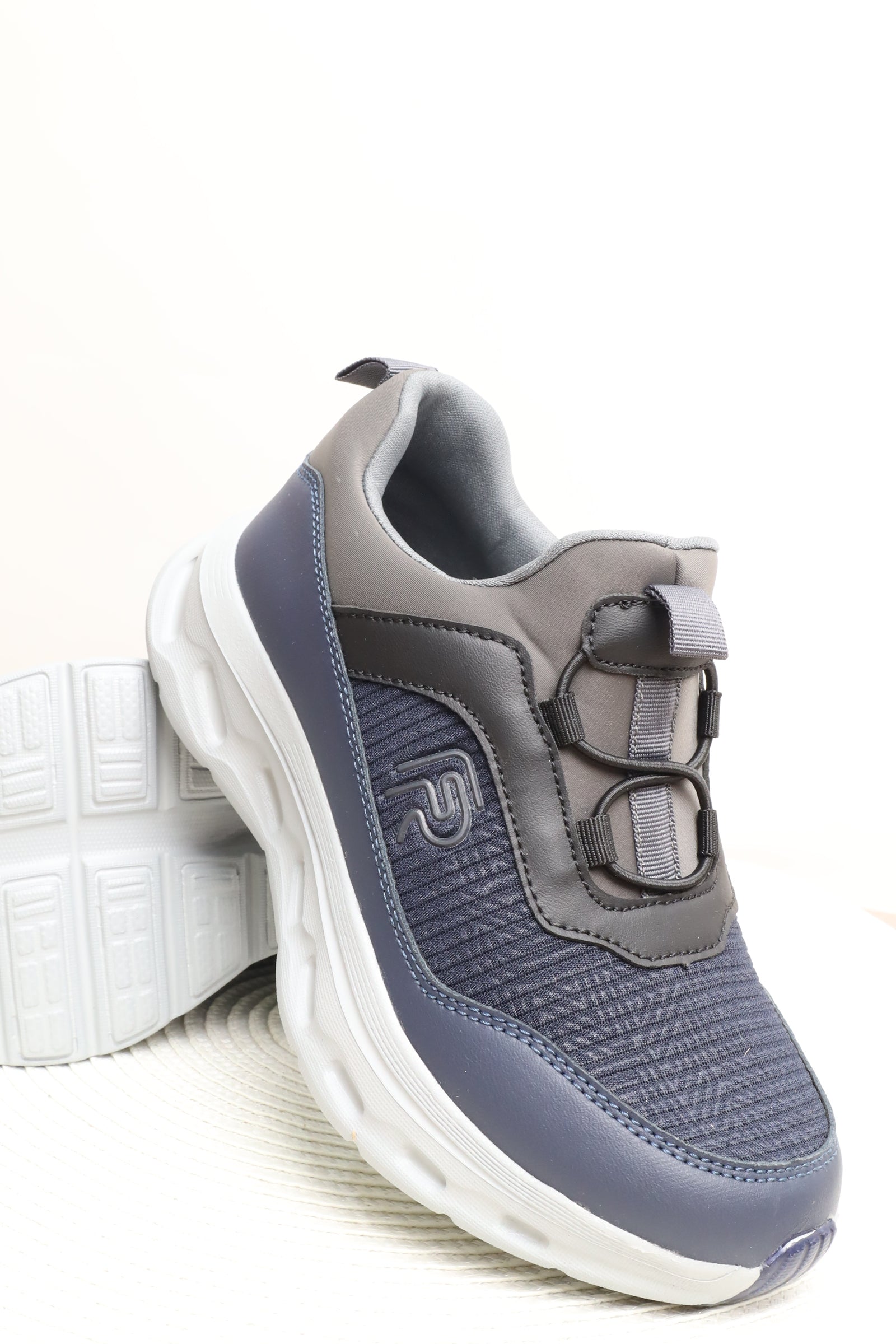 حذاء أطفالي رياضي 38108