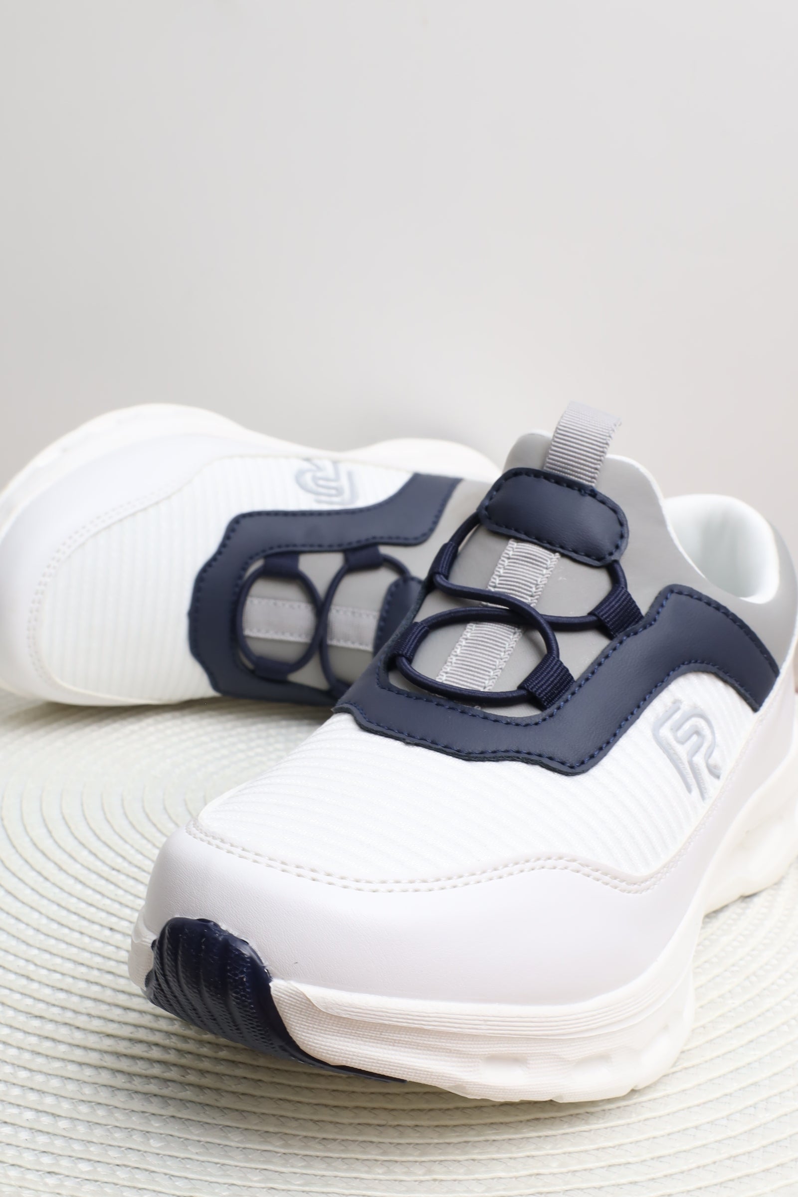 حذاء أطفالي رياضي 38108