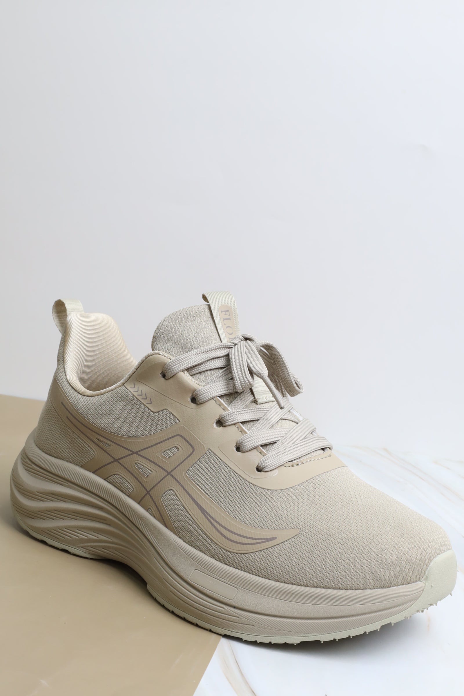 حذاء نسائي رياضي 126516