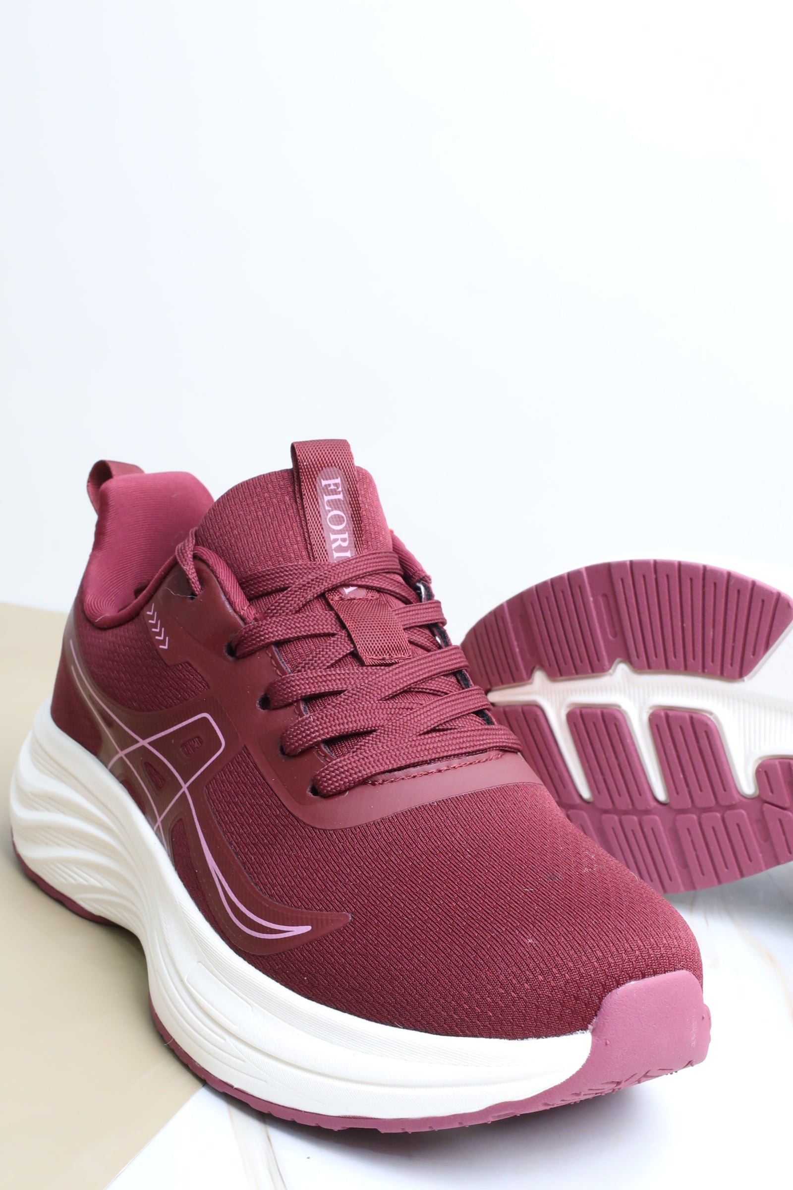 حذاء نسائي رياضي 126516