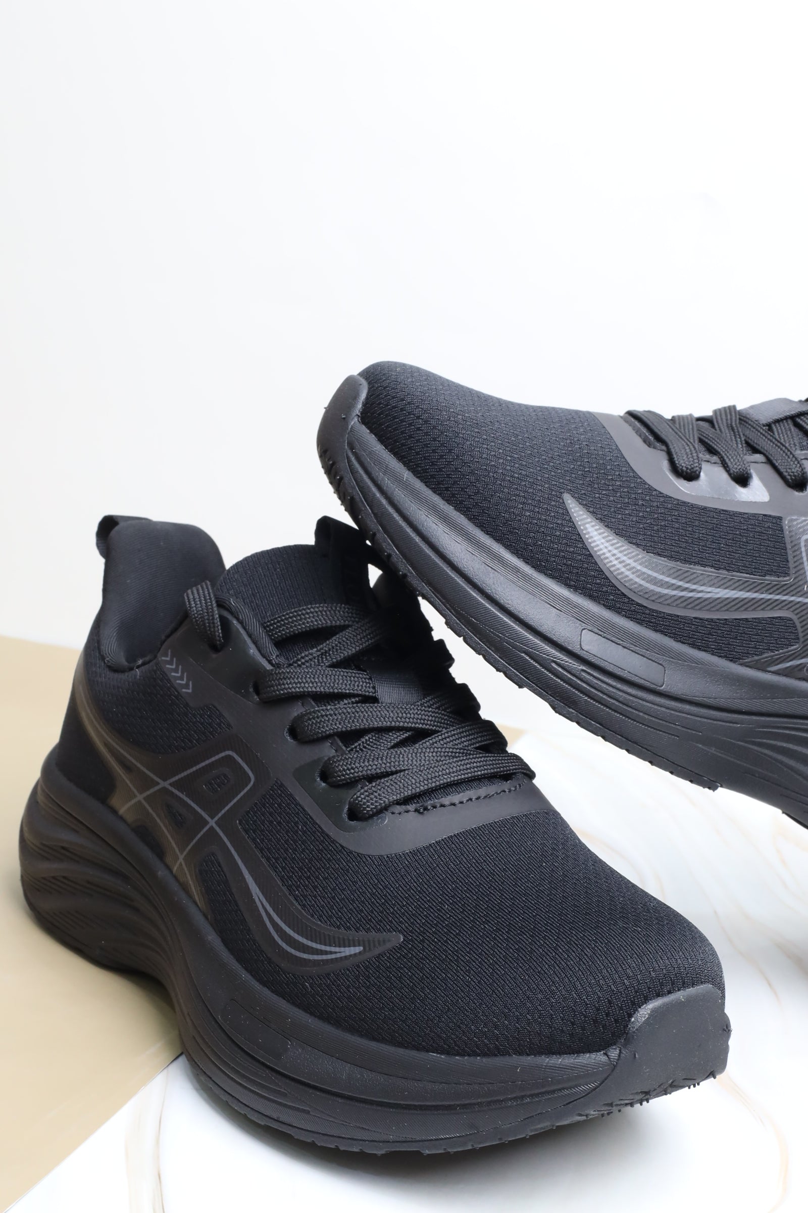 حذاء نسائي رياضي 126516