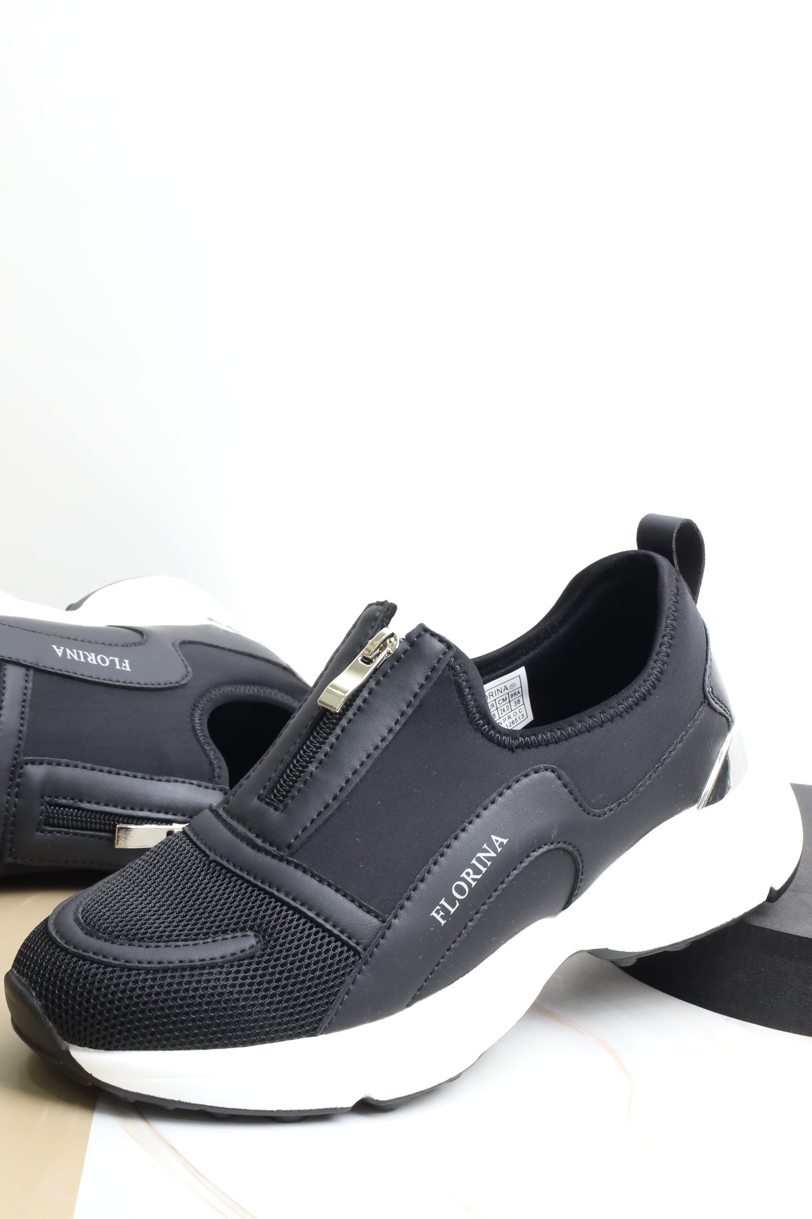 حذاء نسائي رياضي 126513