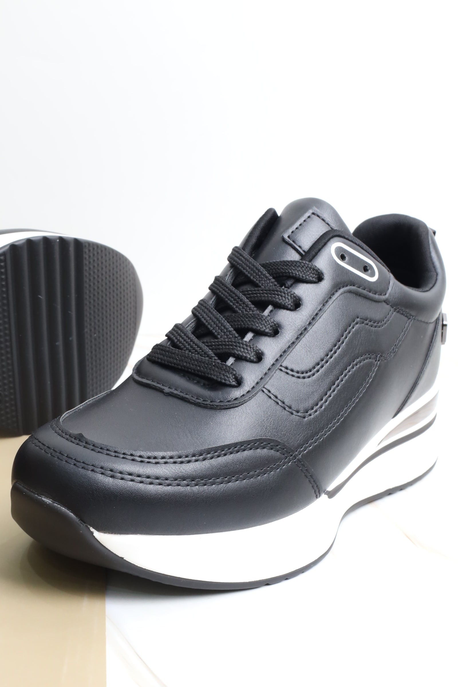 حذاء نسائي رياضي 76936