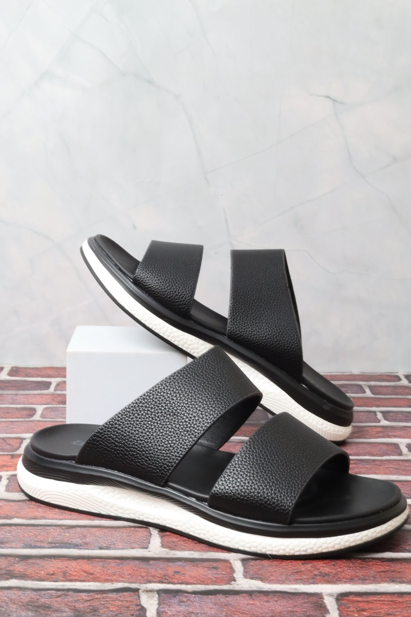 Men's Sandal 47502