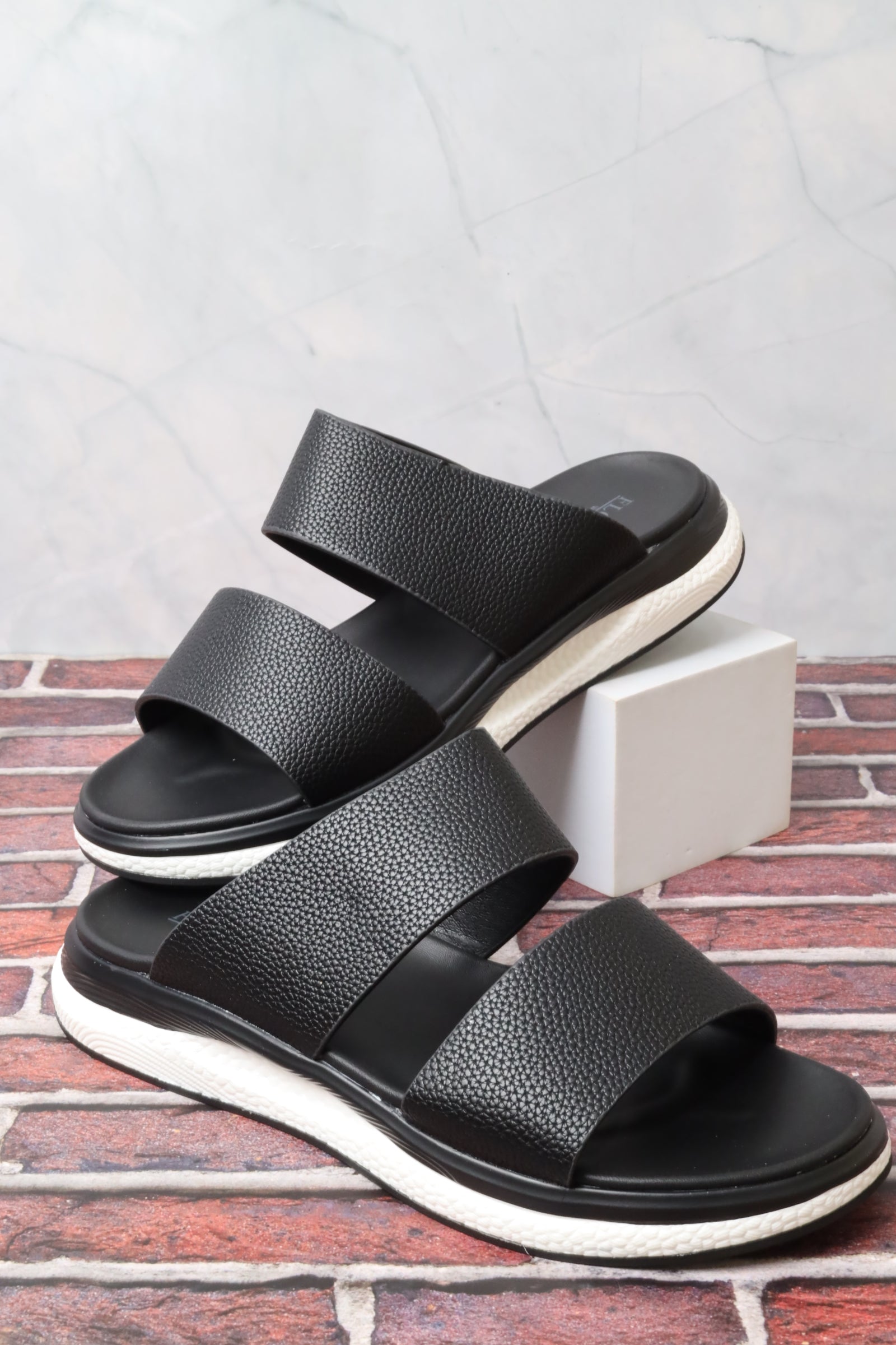 Men's Sandal 47502
