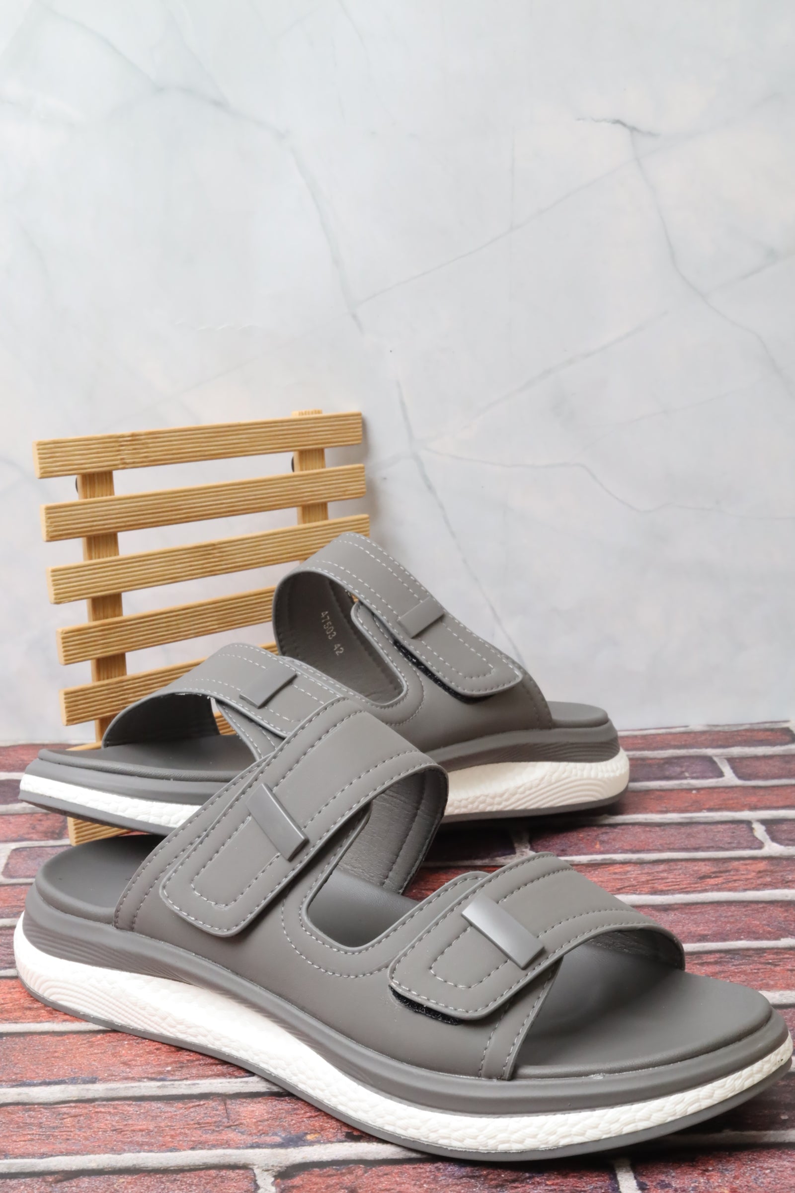 Men's Sandal 47503