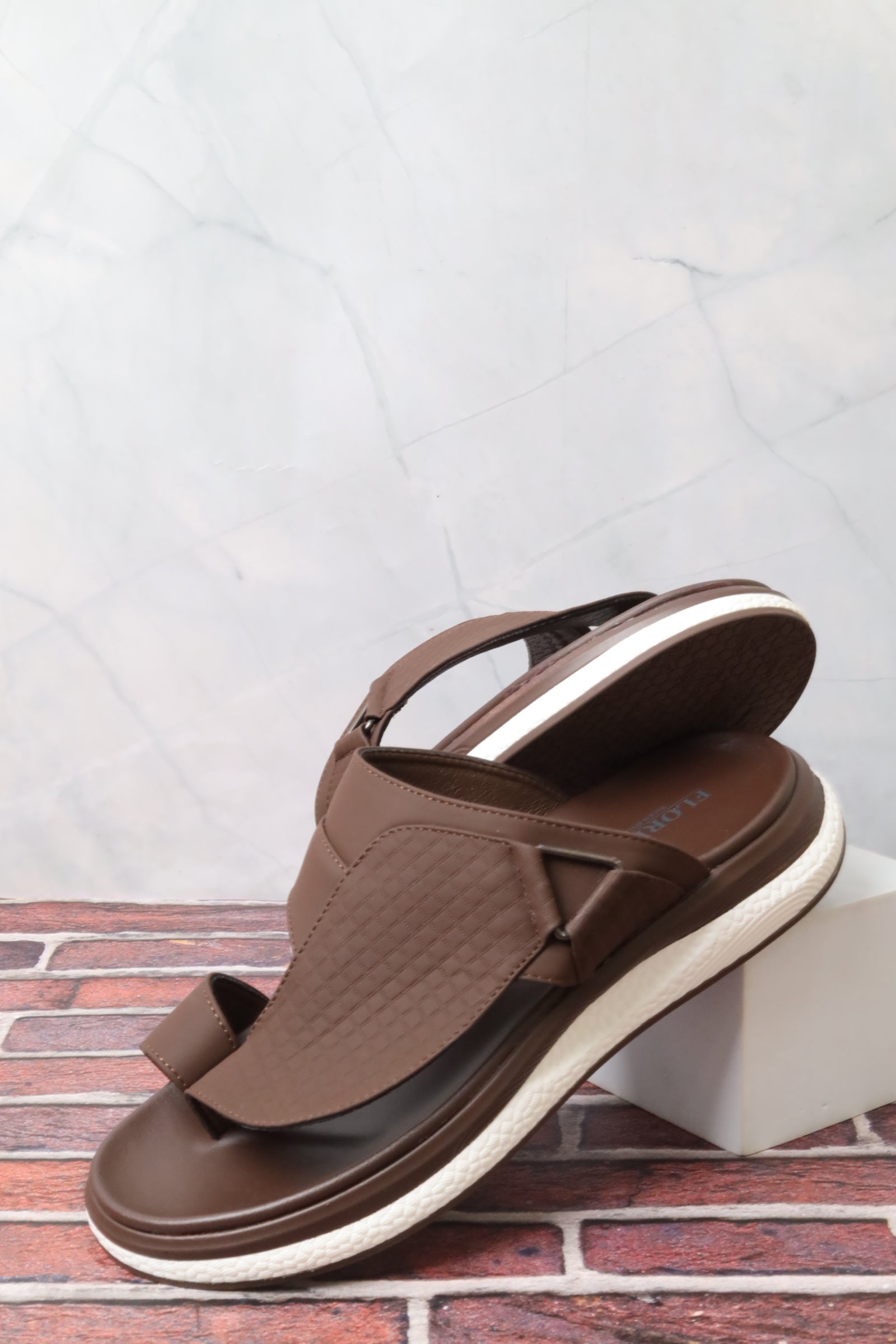 Men's Sandal 47501
