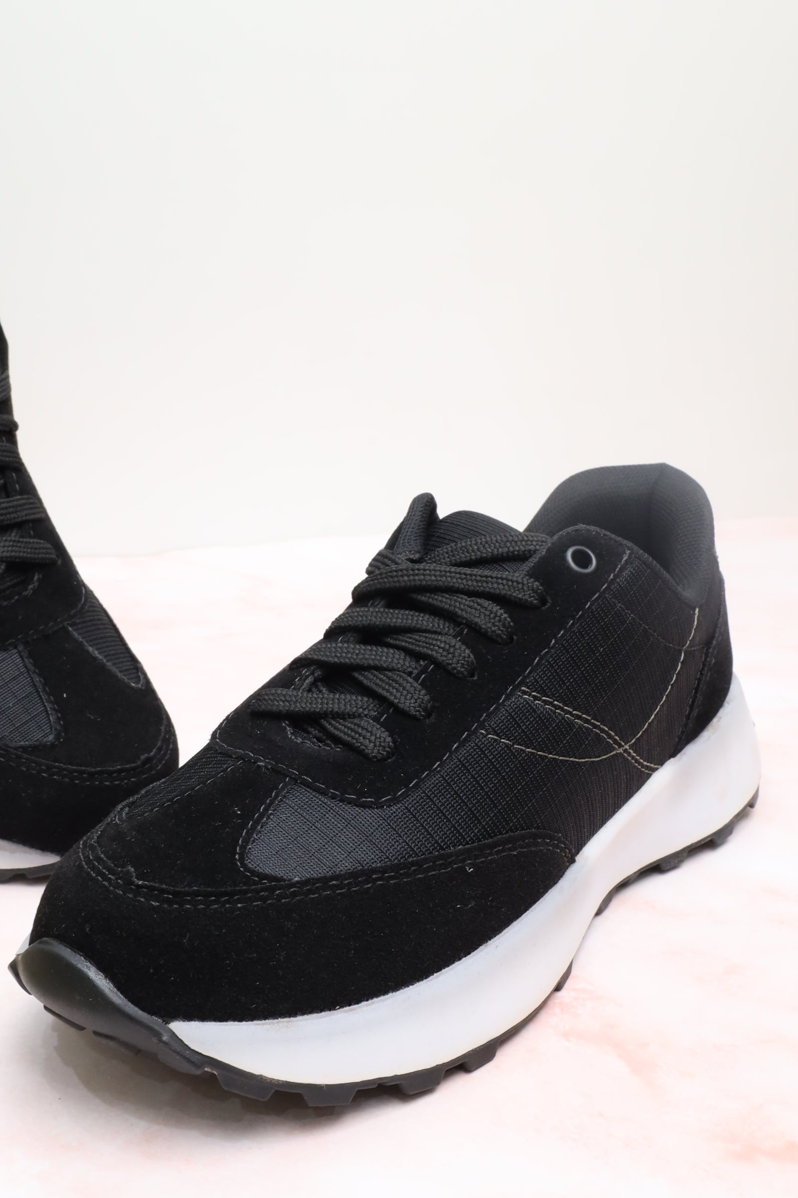 حذاء نسائي رياضي 77001