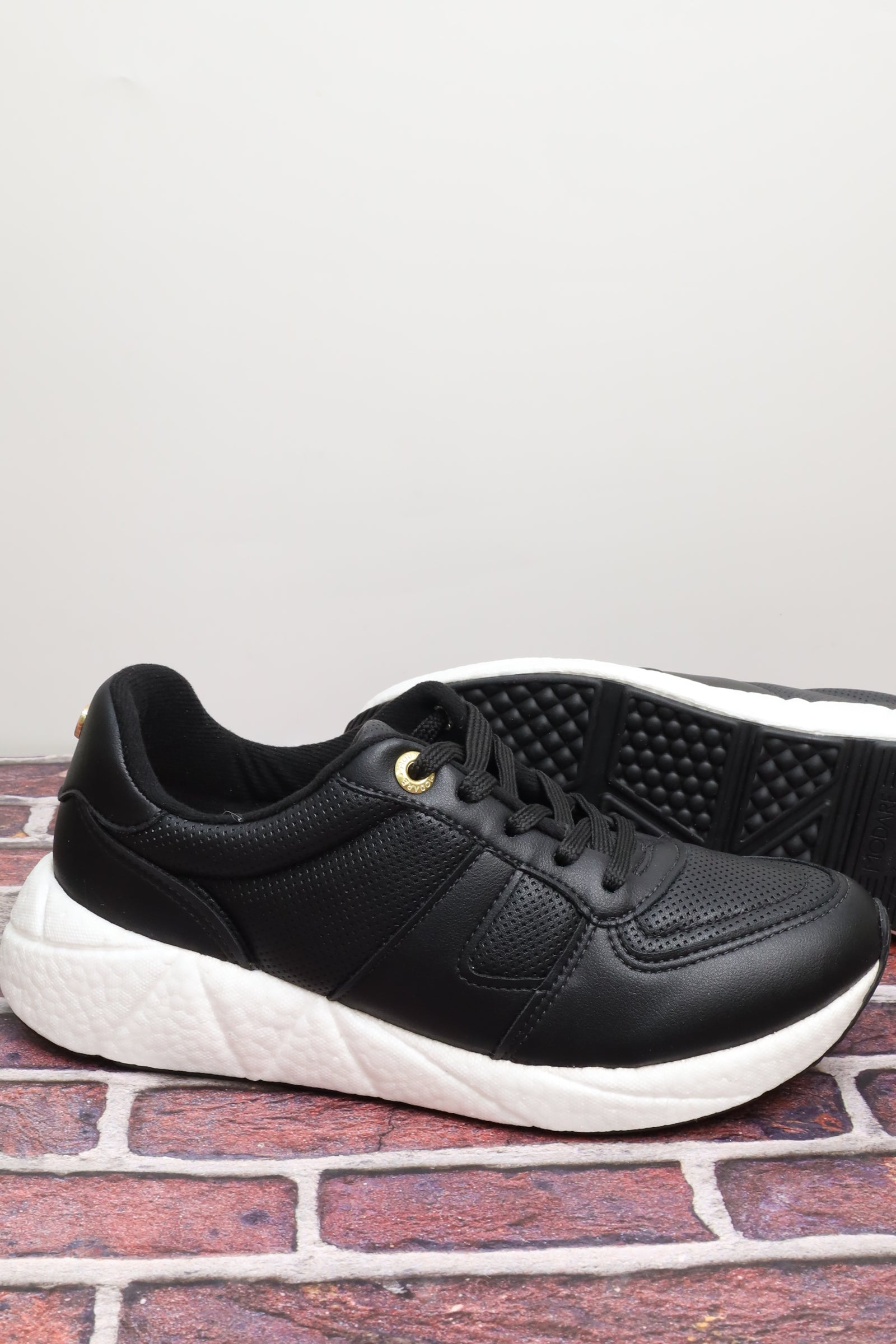 حذاء نسائي رياضي 35049