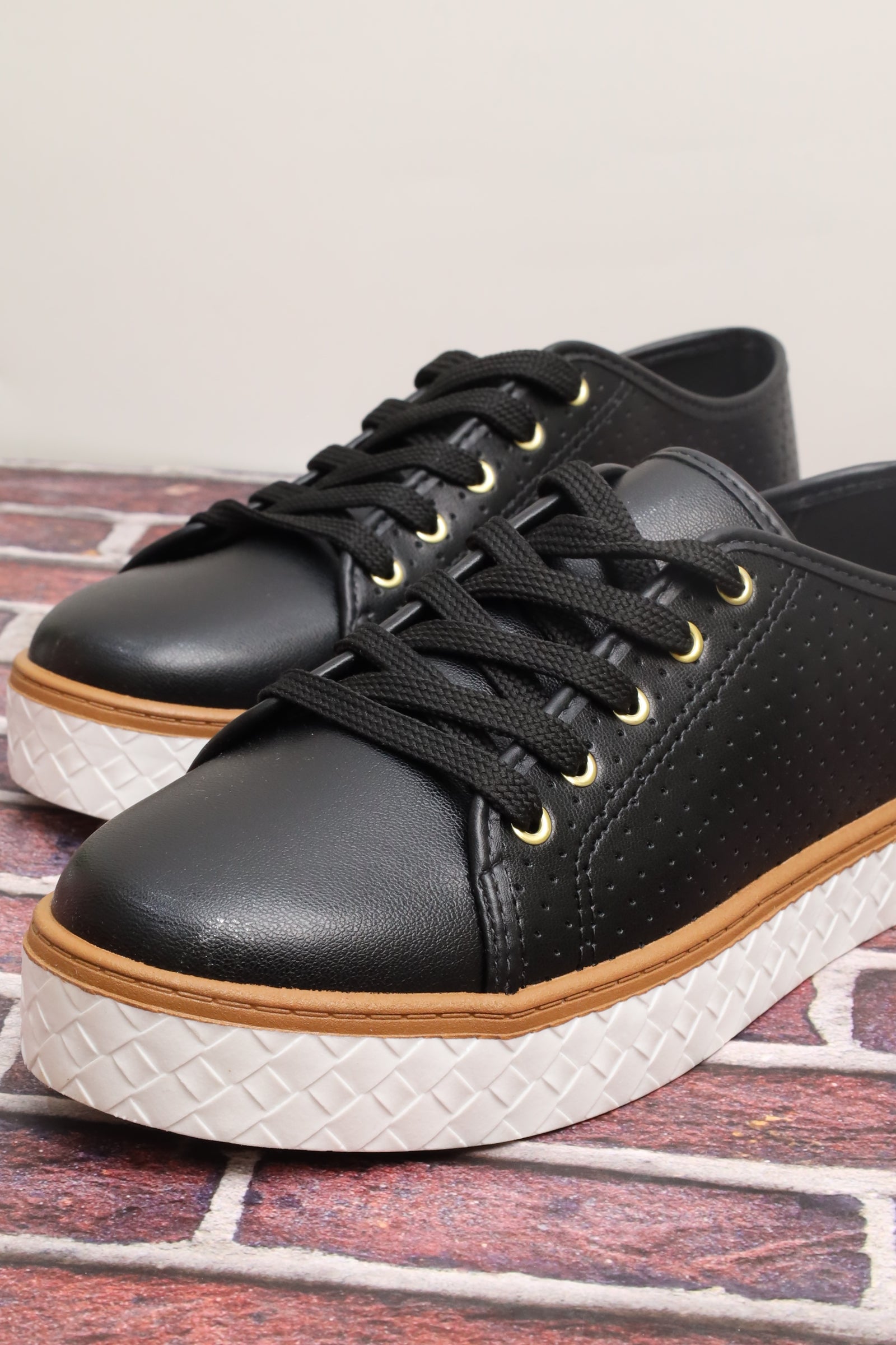 حذاء نسائي رياضي 35024