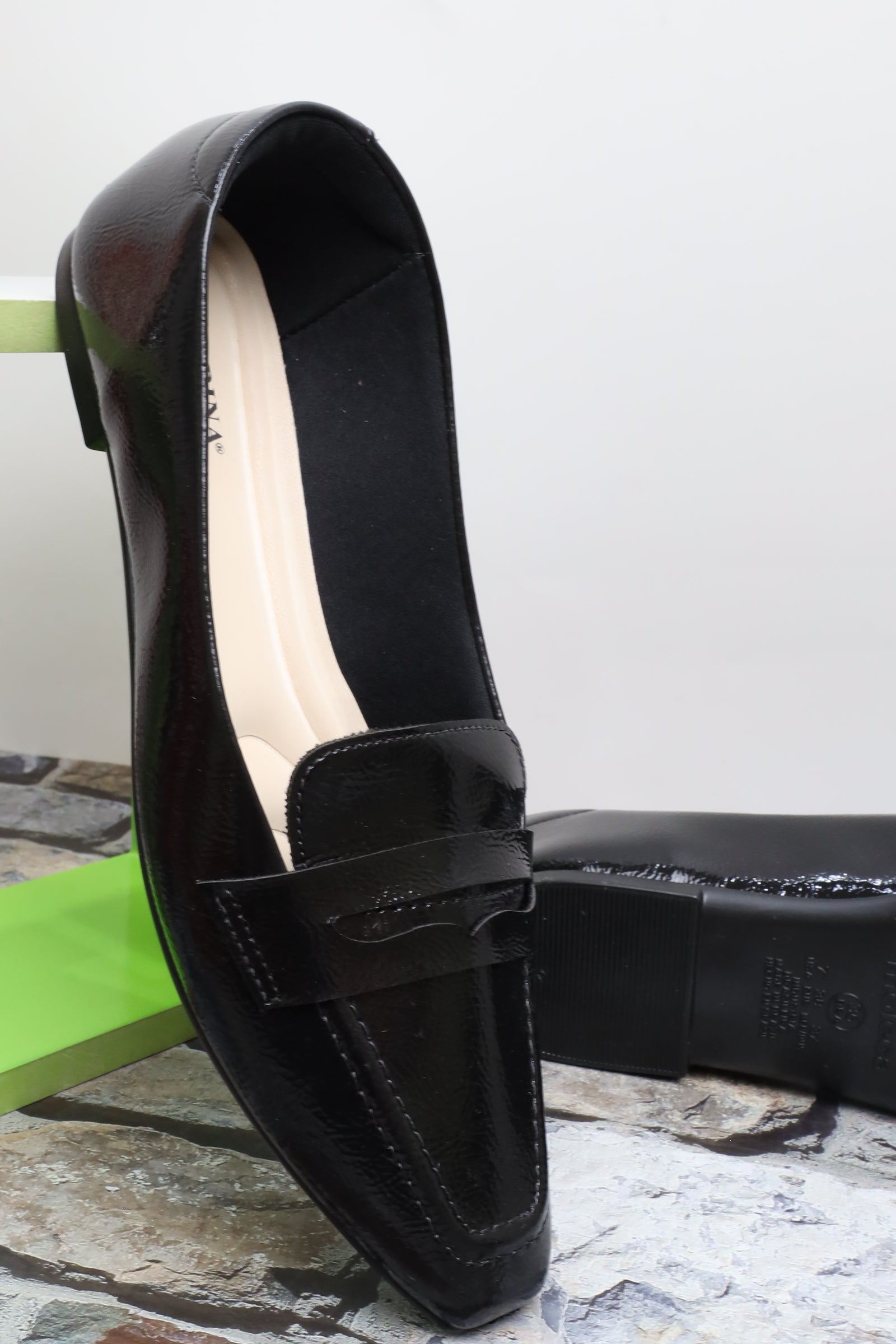 حذاء نسائي 35030