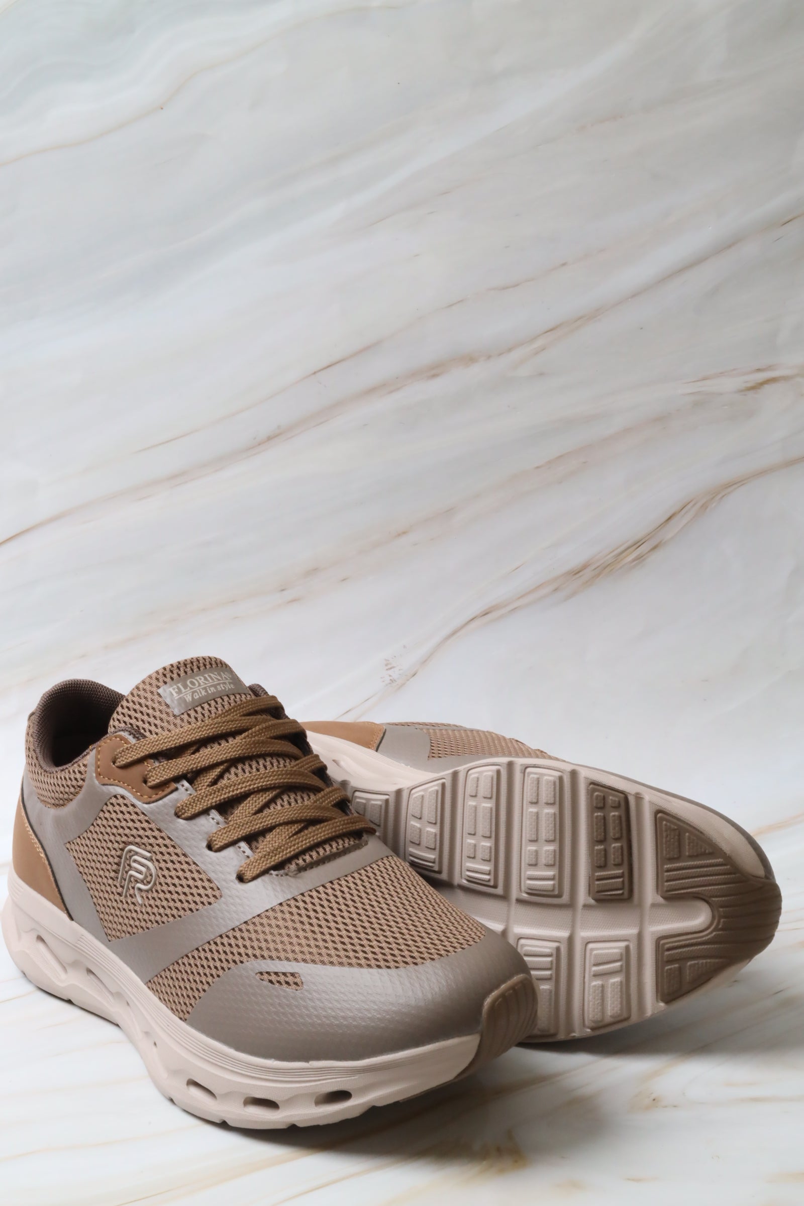 Sneakers 158571