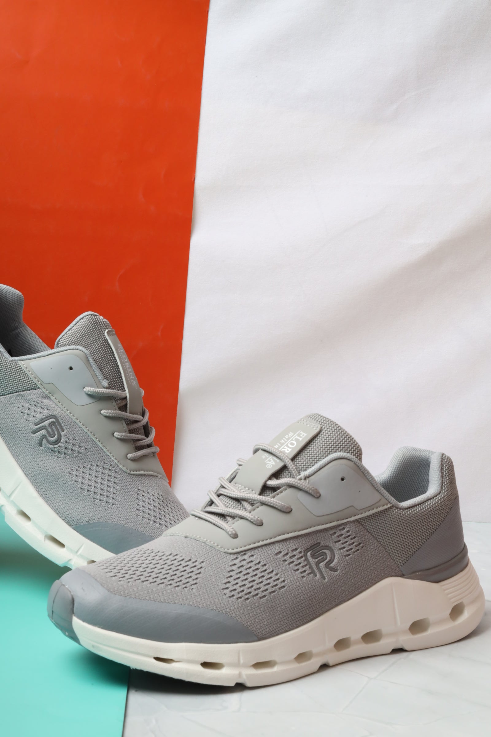 Sports shoes 158504