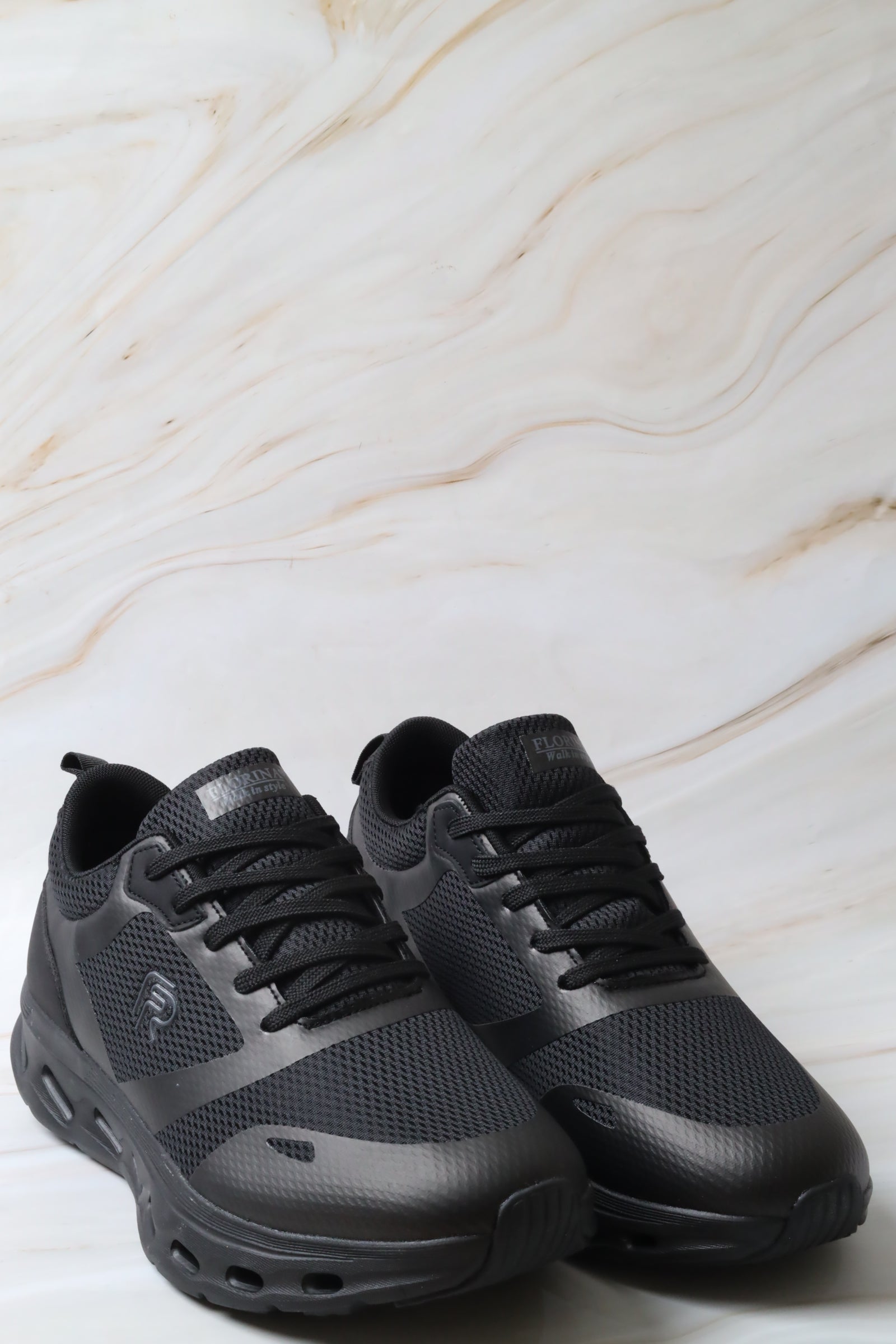 Sneakers 158571