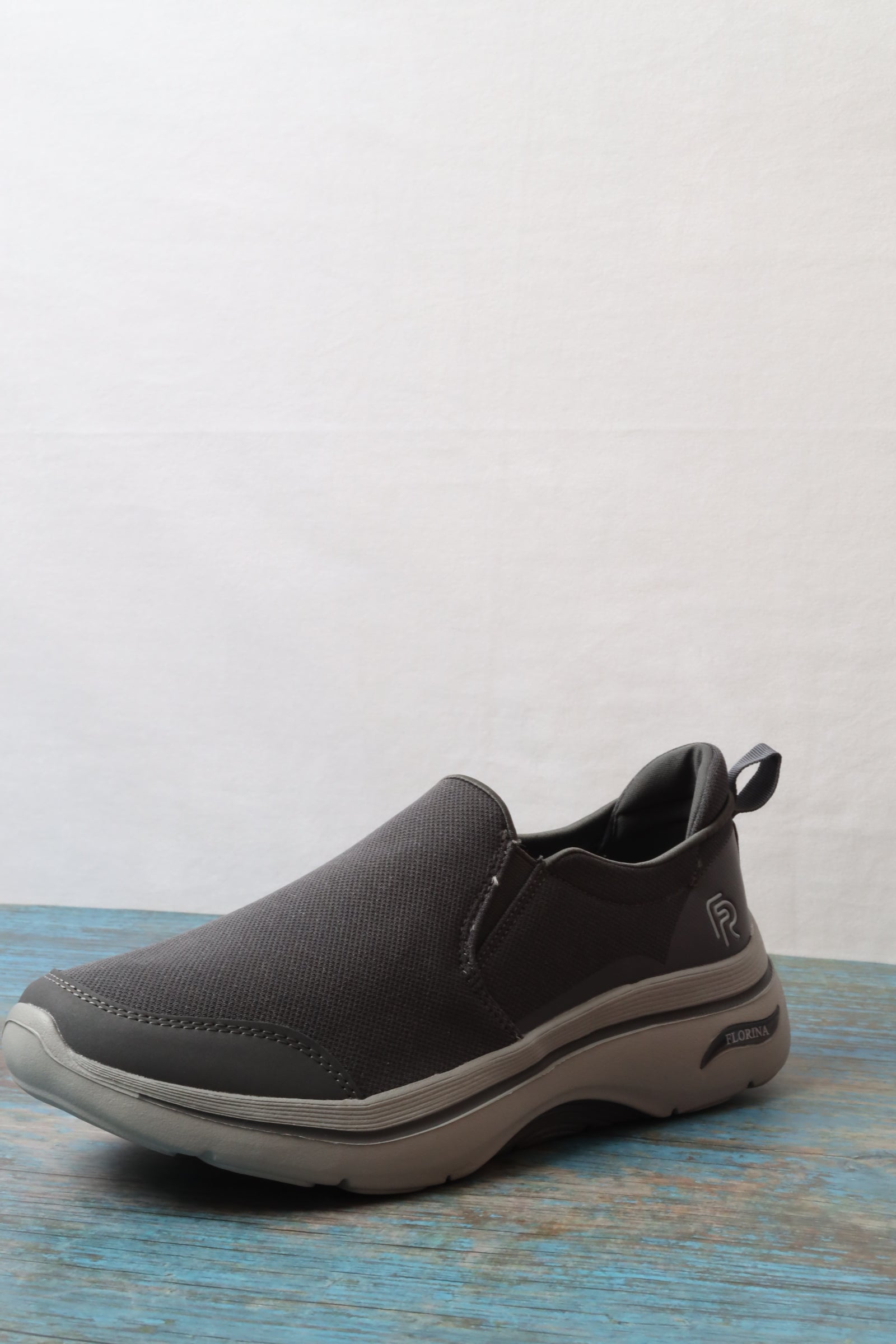 Sports shoes 158522