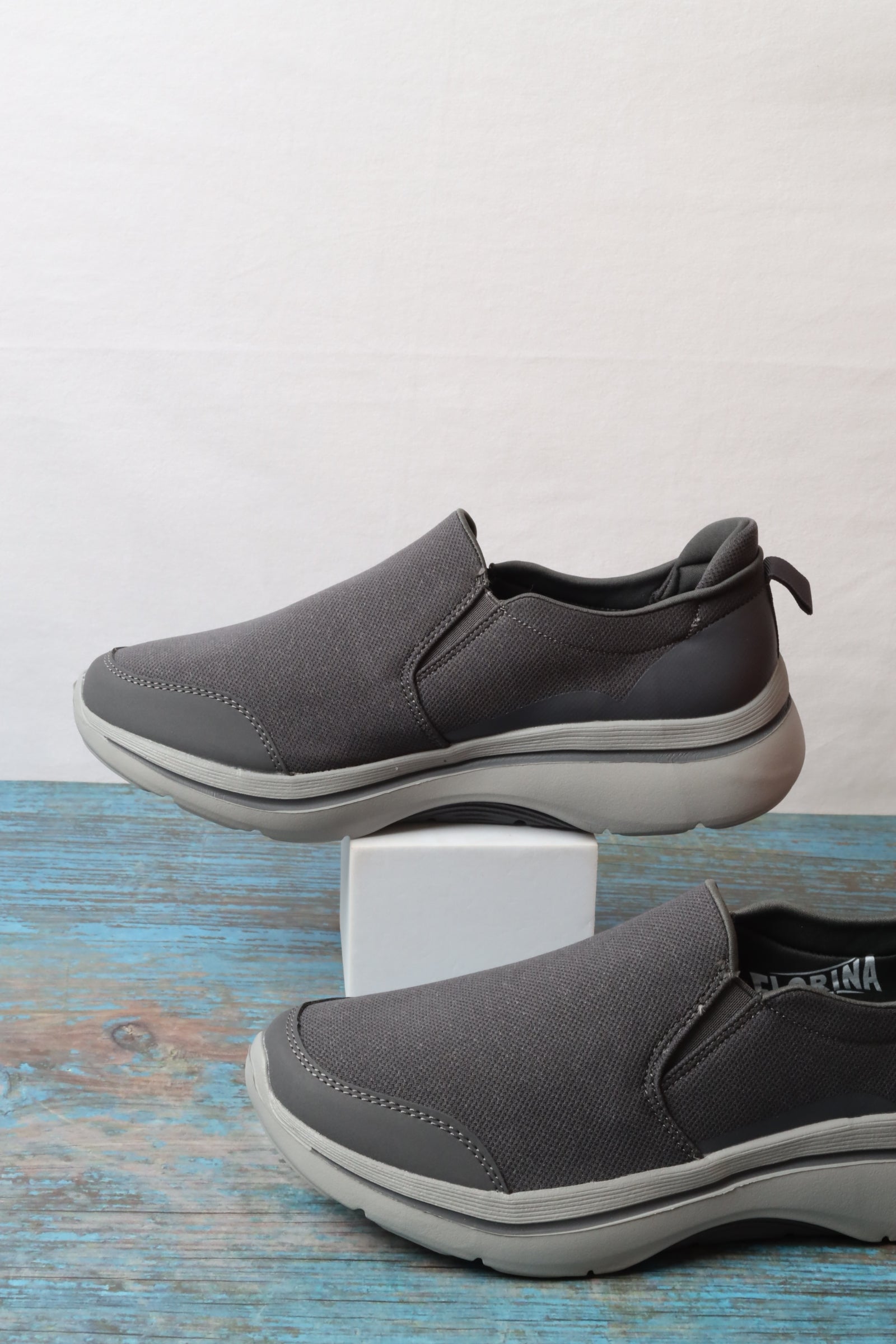 Sports shoes 158522