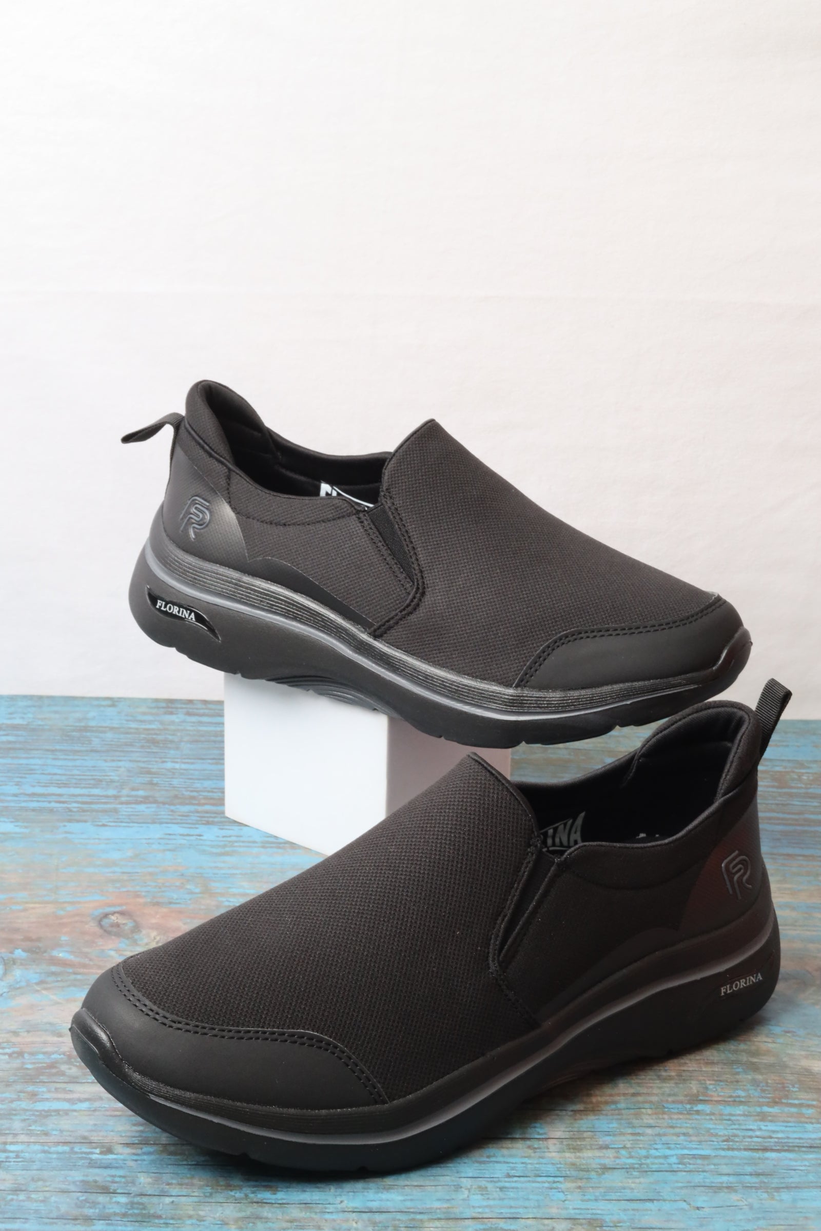 Sports shoes 158522