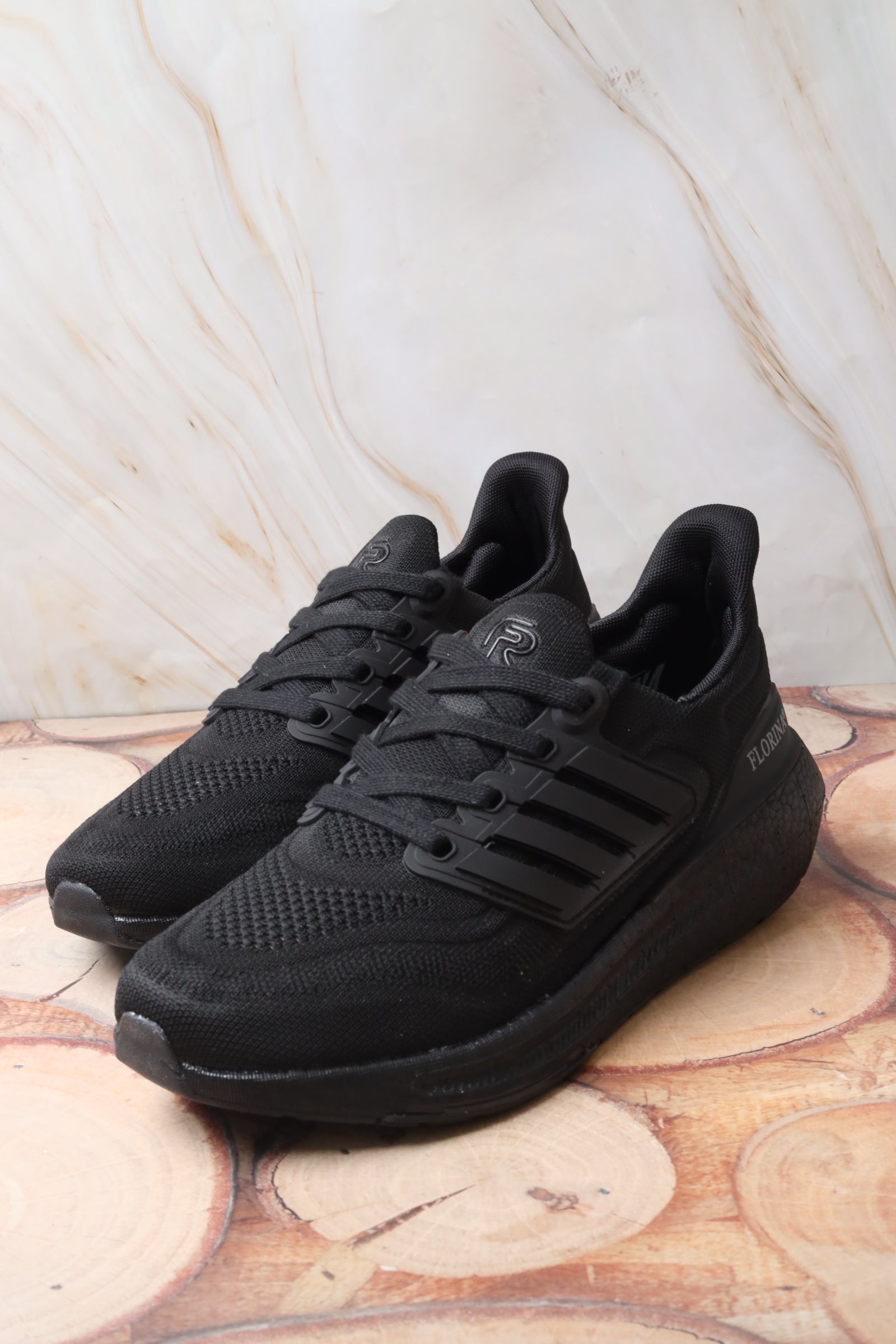 Sports shoes 158580