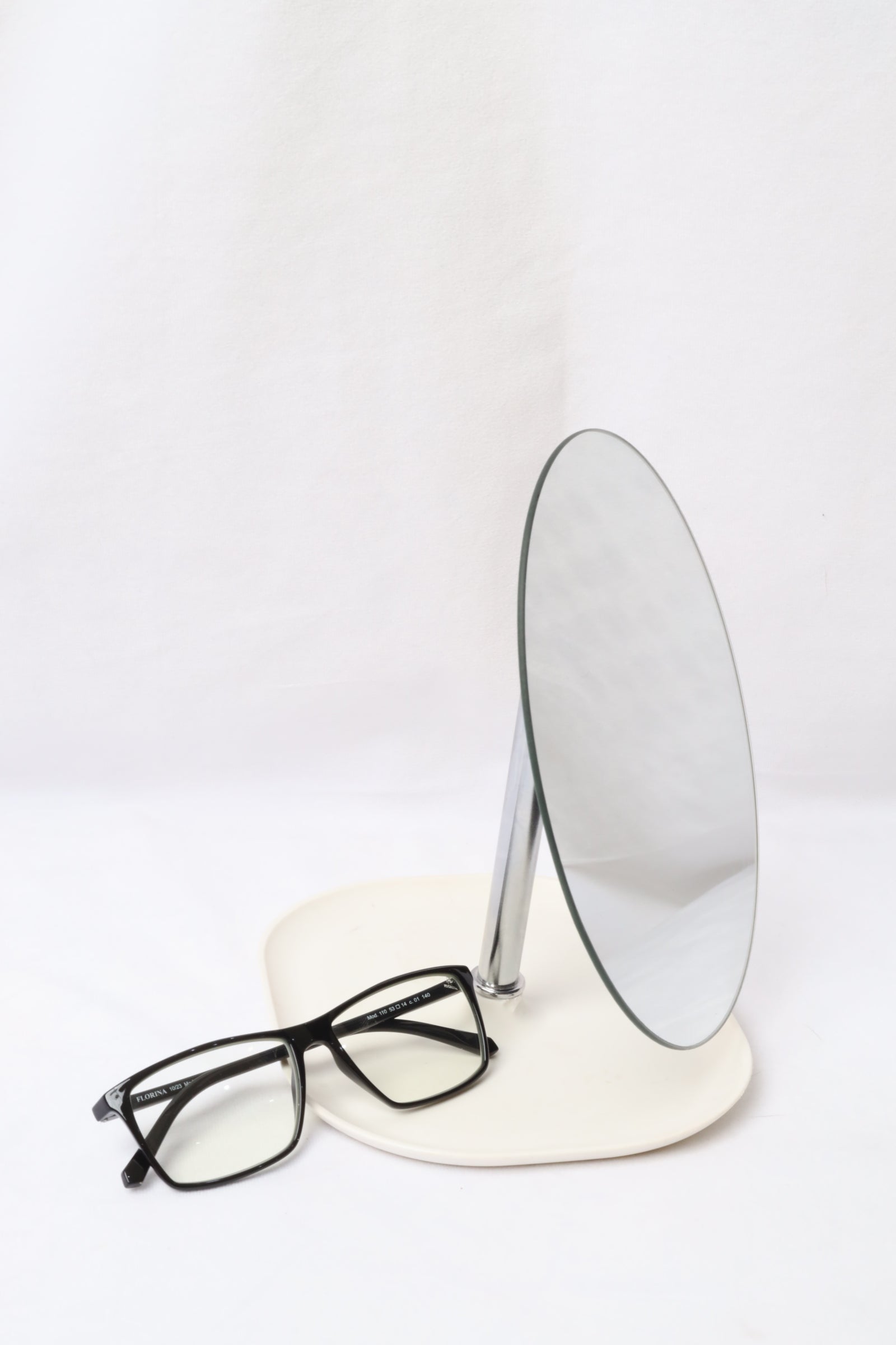 Italian glasses 110