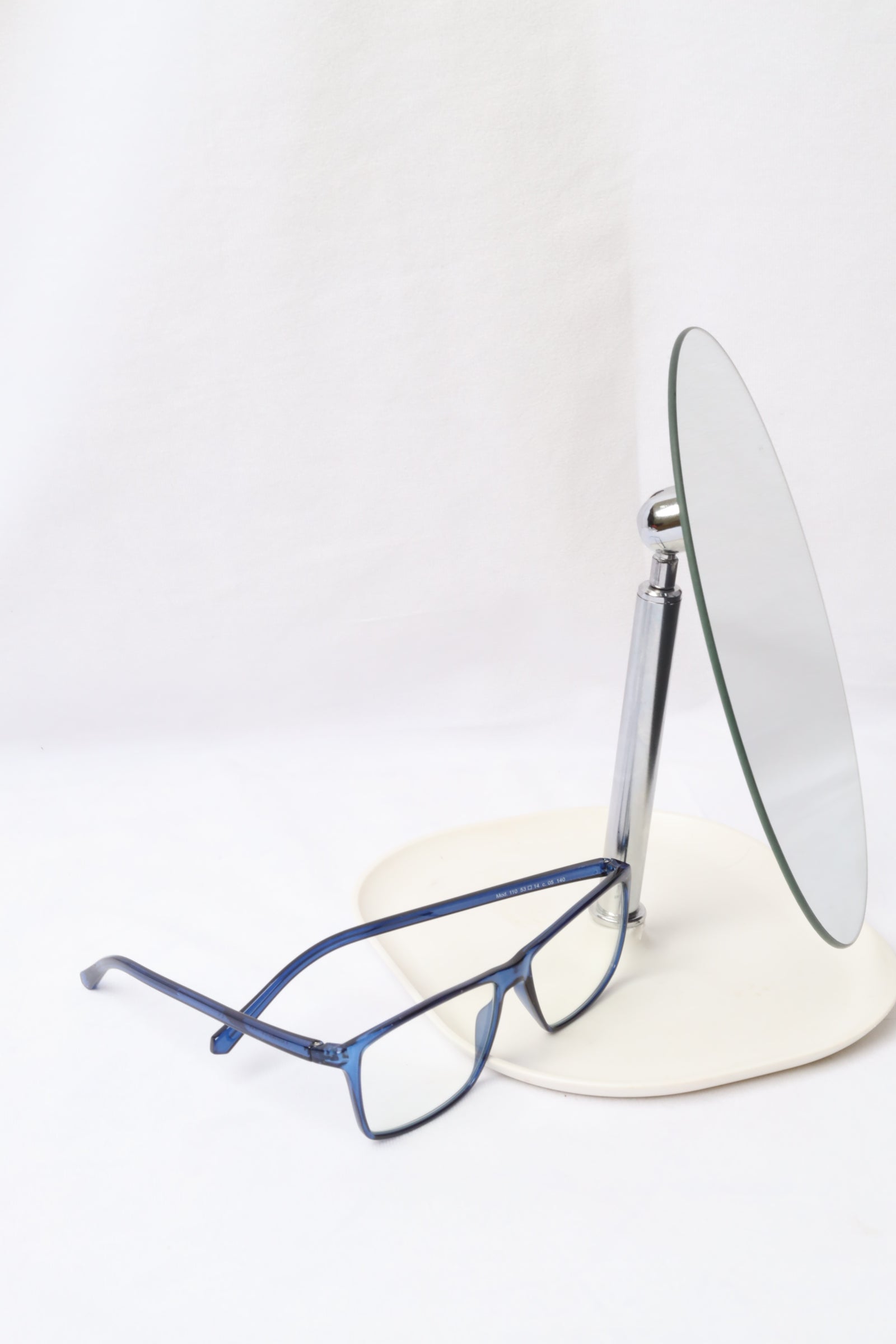 Italian glasses 110