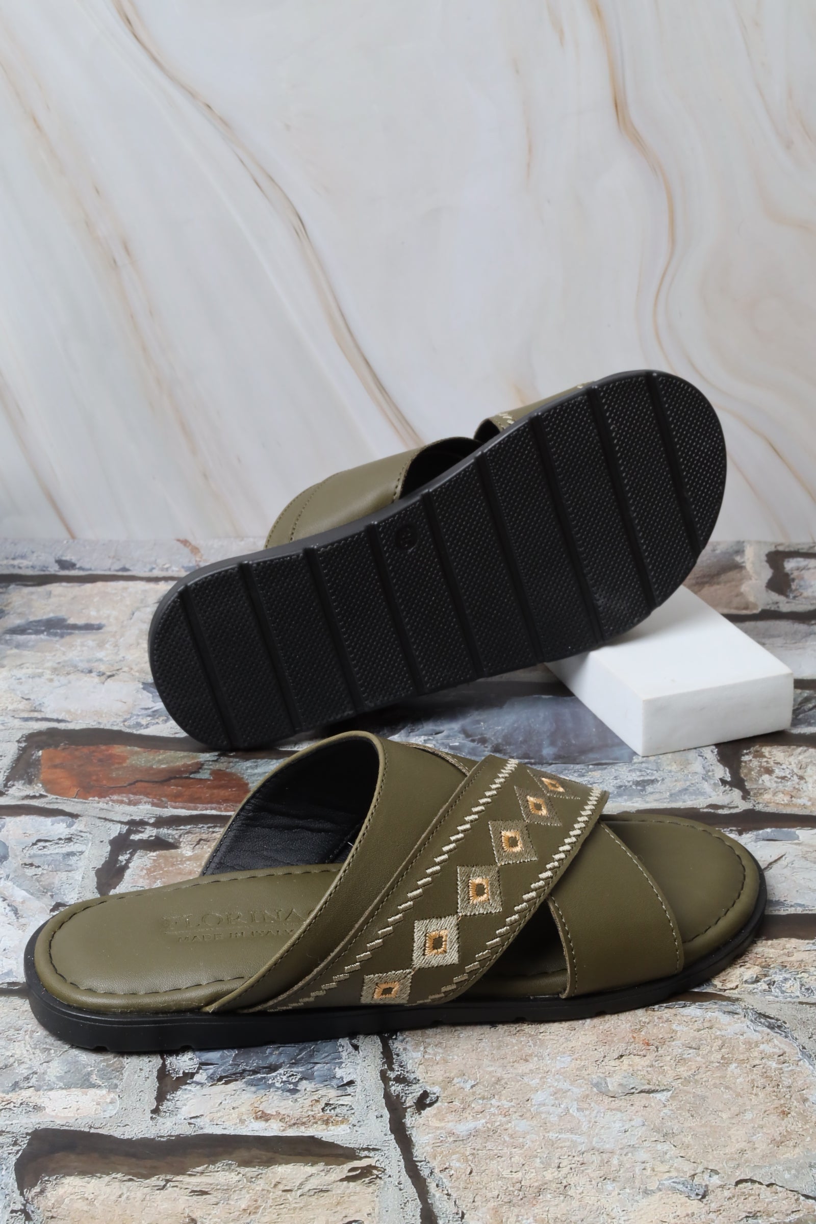 Italian sandal 61504