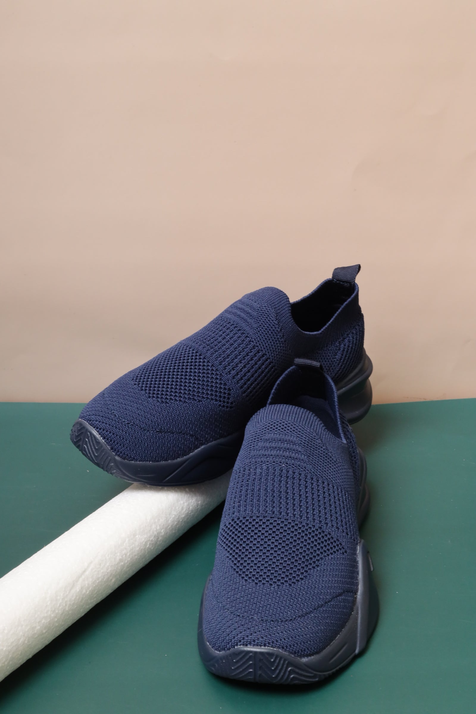 Children's sports shoes 76401
