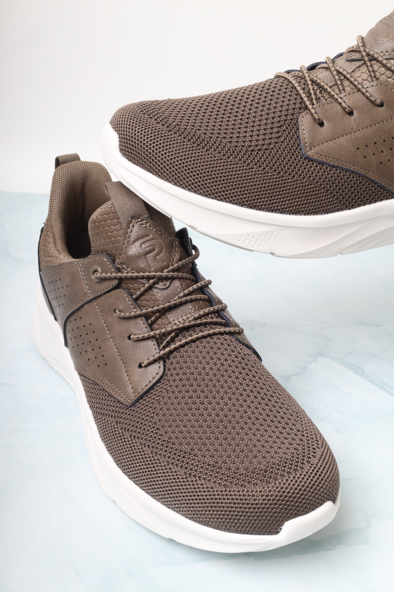 حذاء رياضي 76818