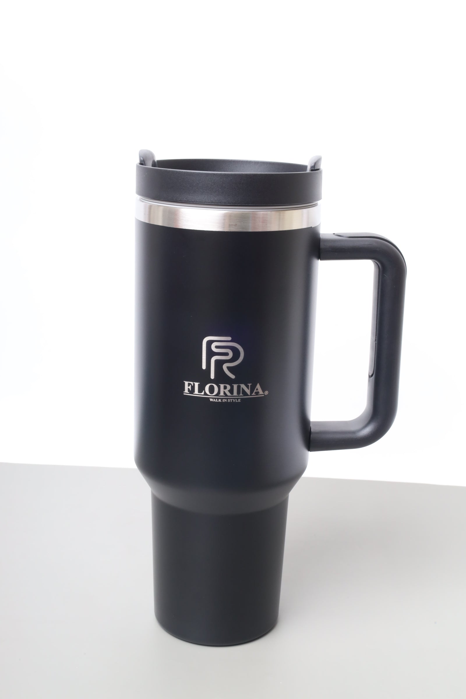 زجاجة مياه 2007