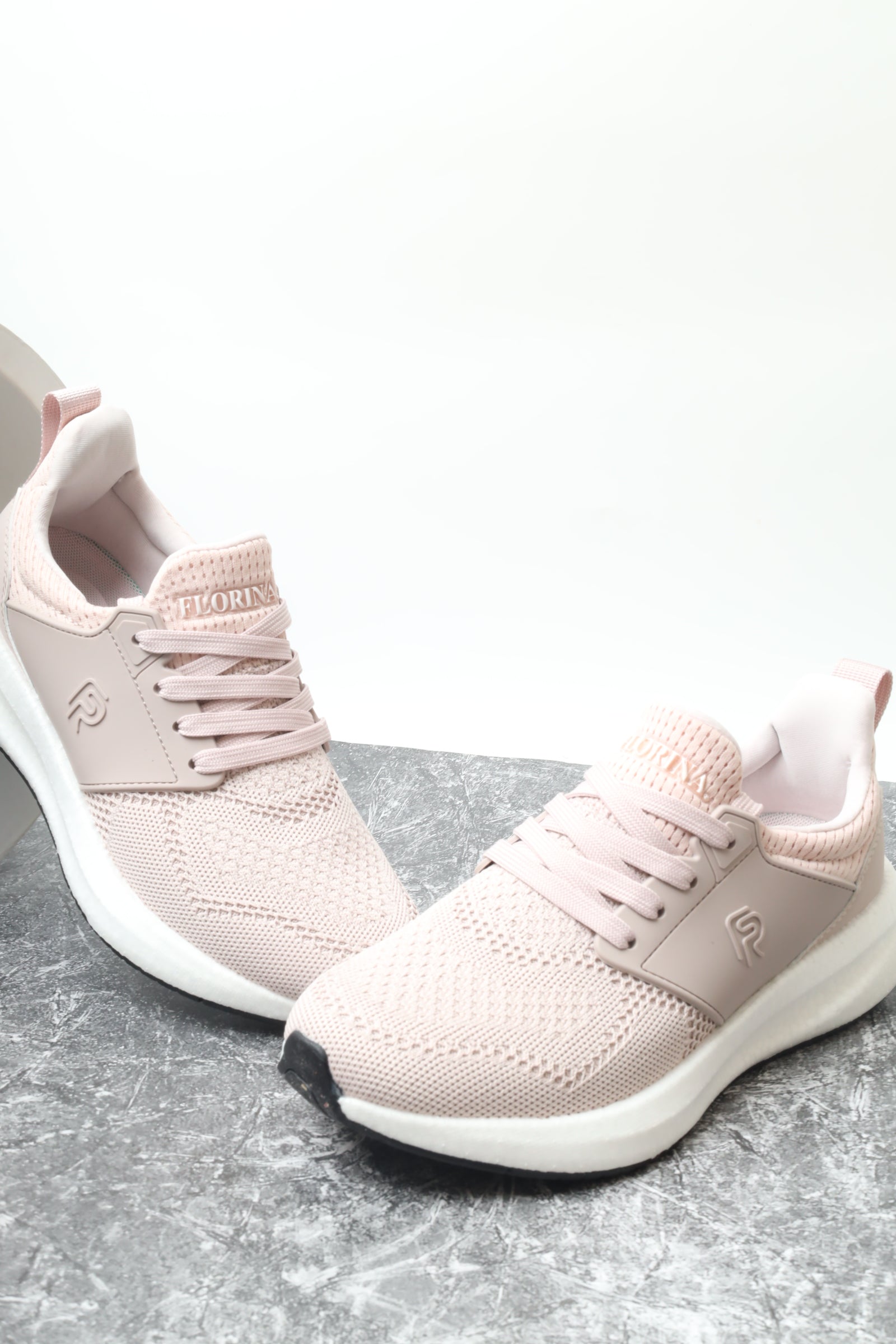 حذاء نسائي رياضي 76605