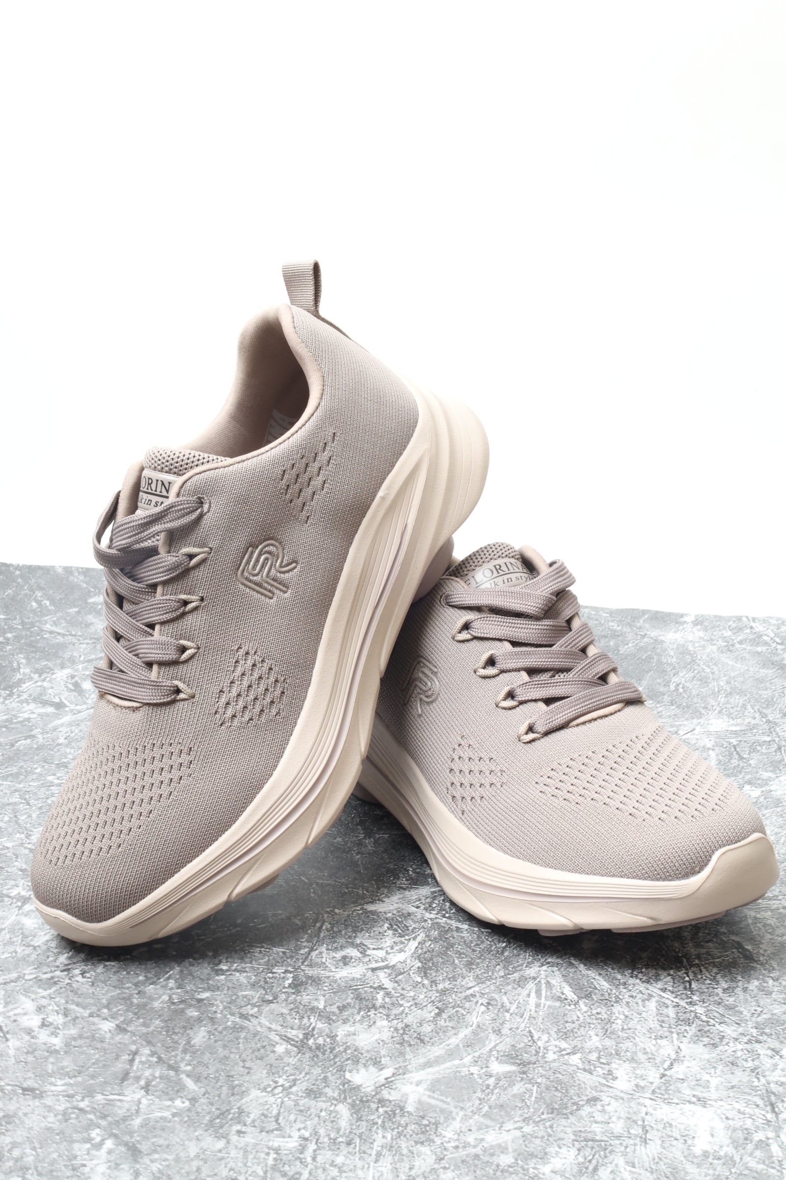 حذاء نسائي رياضي 76918