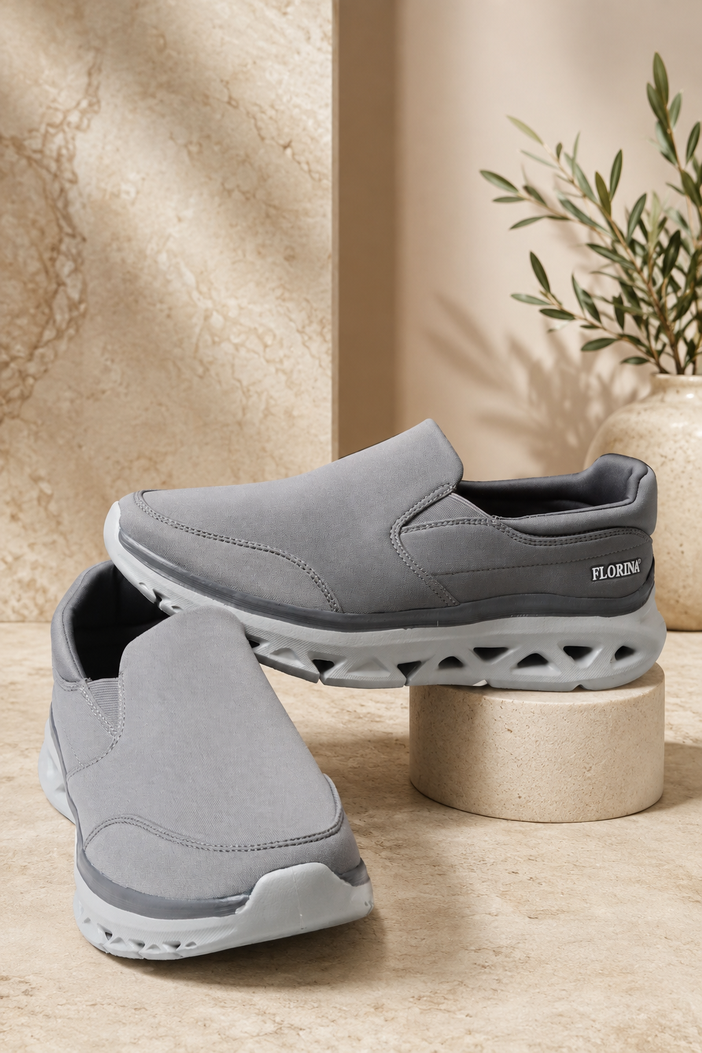 Sports shoes 158227