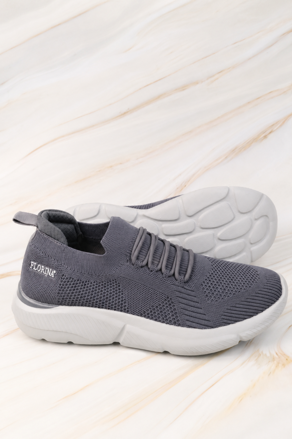حذاء رياضي 158240