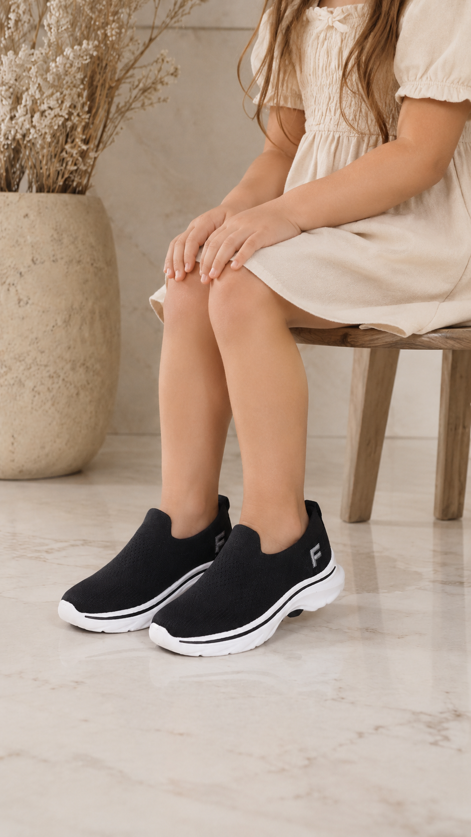 حذاء بناتي رياضي 45047