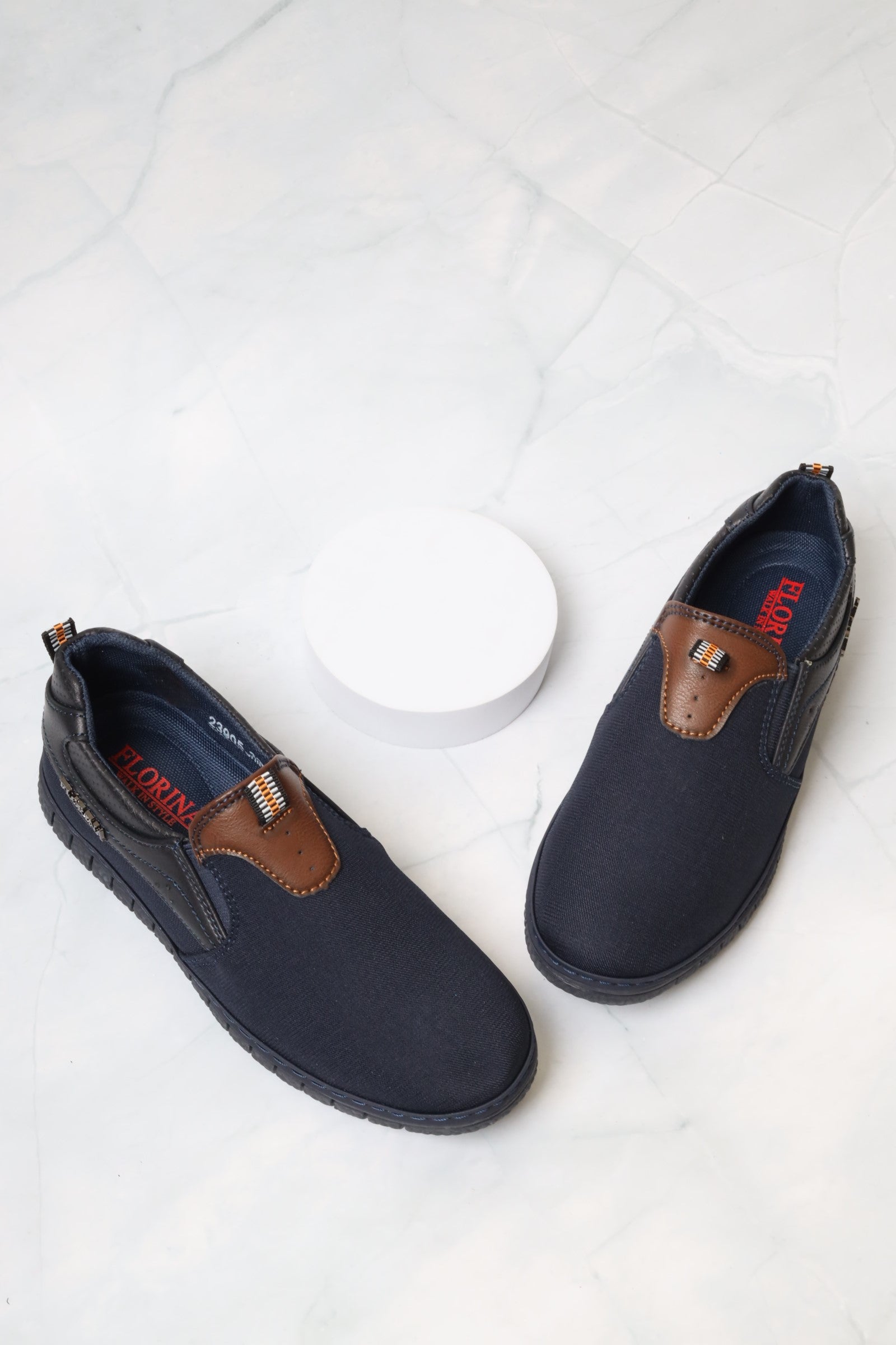 حذاء أطفالي 23905