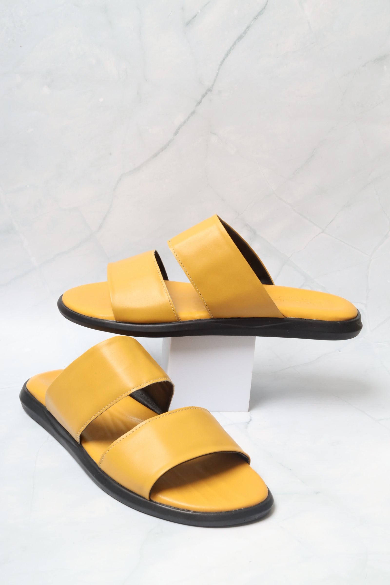 صندل ايطالي 1231052 - فلورينا