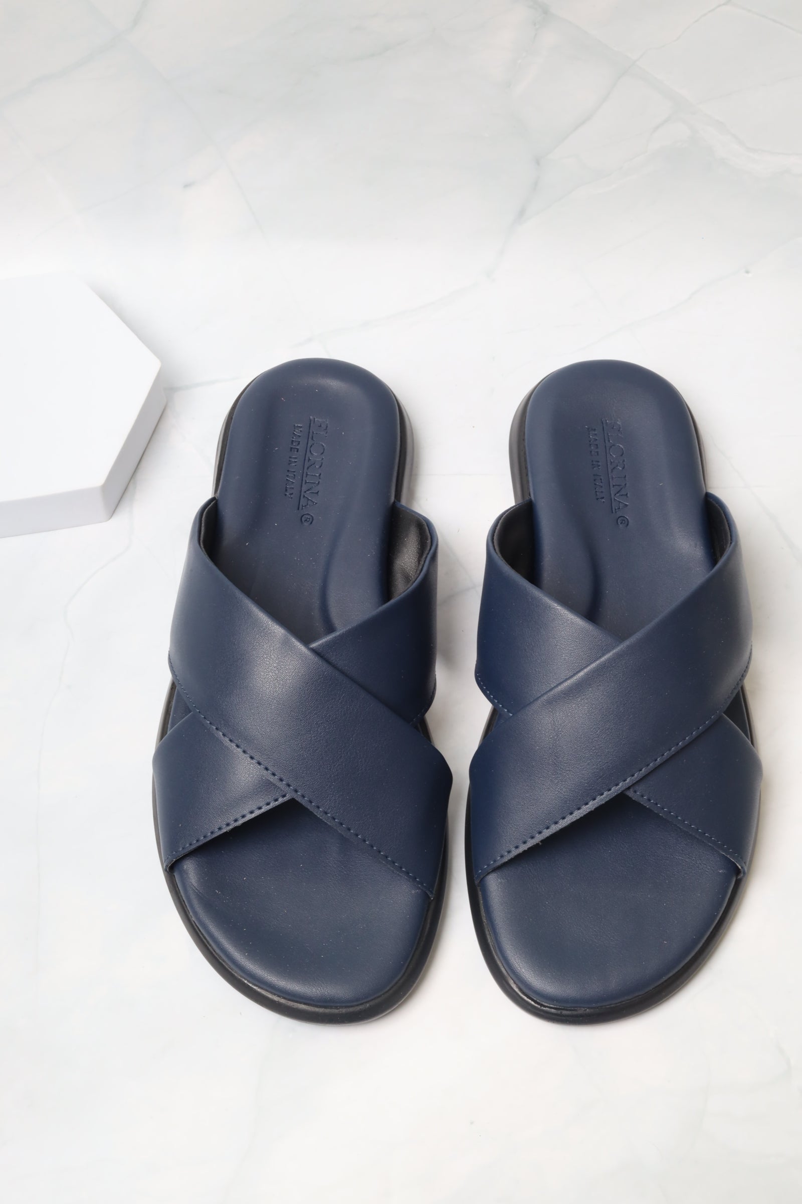 صندل ايطالي 1231054 - فلورينا