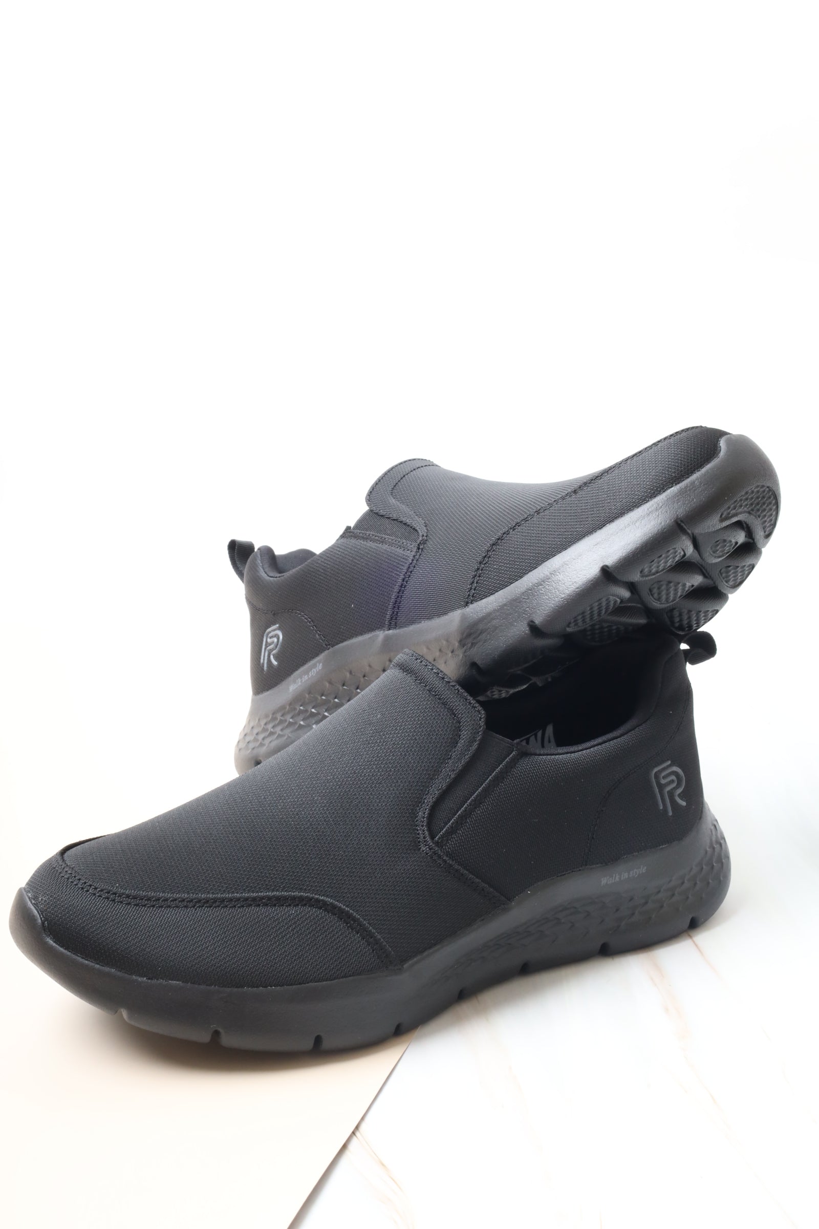 حذاء رياضي 158619