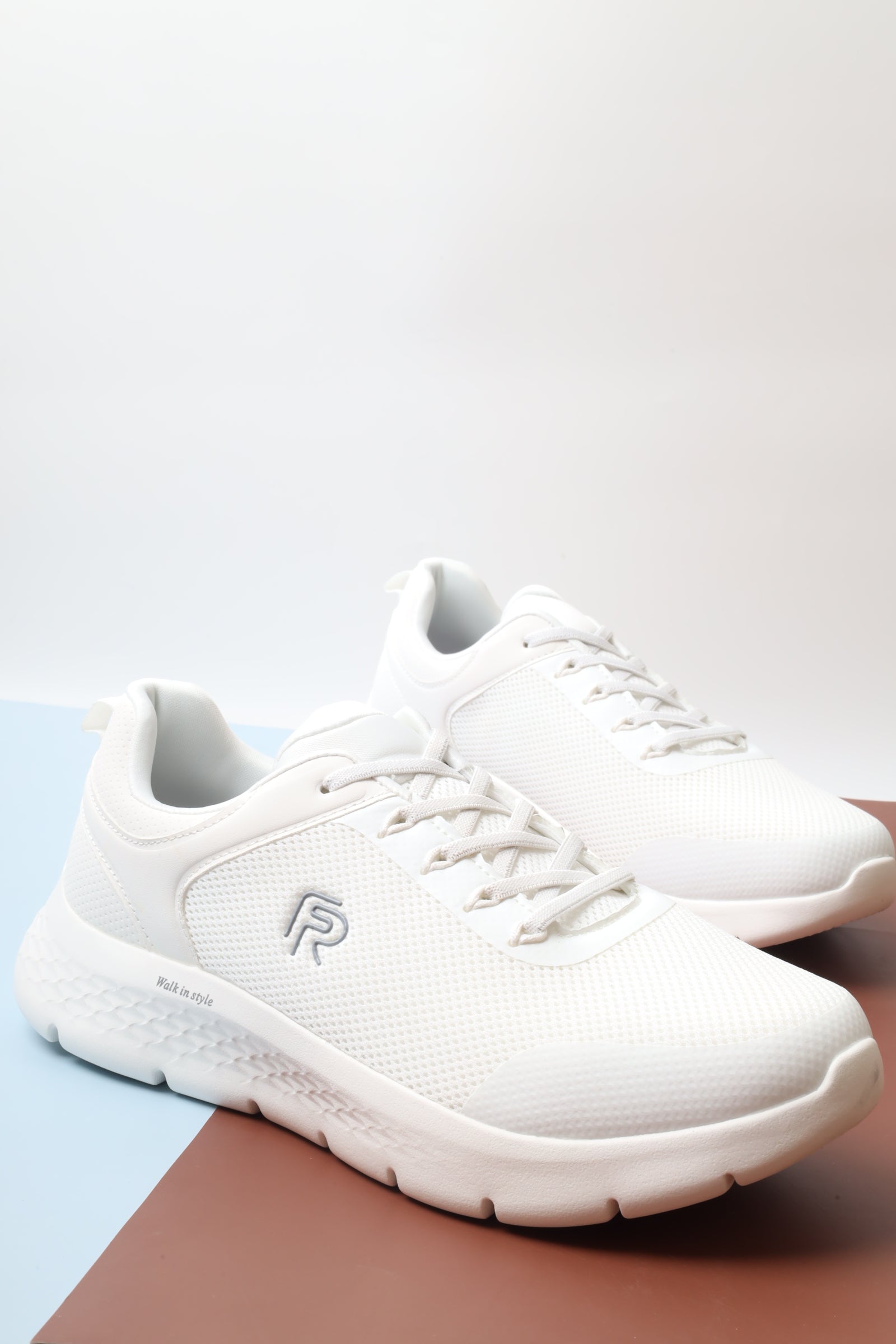 حذاء رياضي 158624