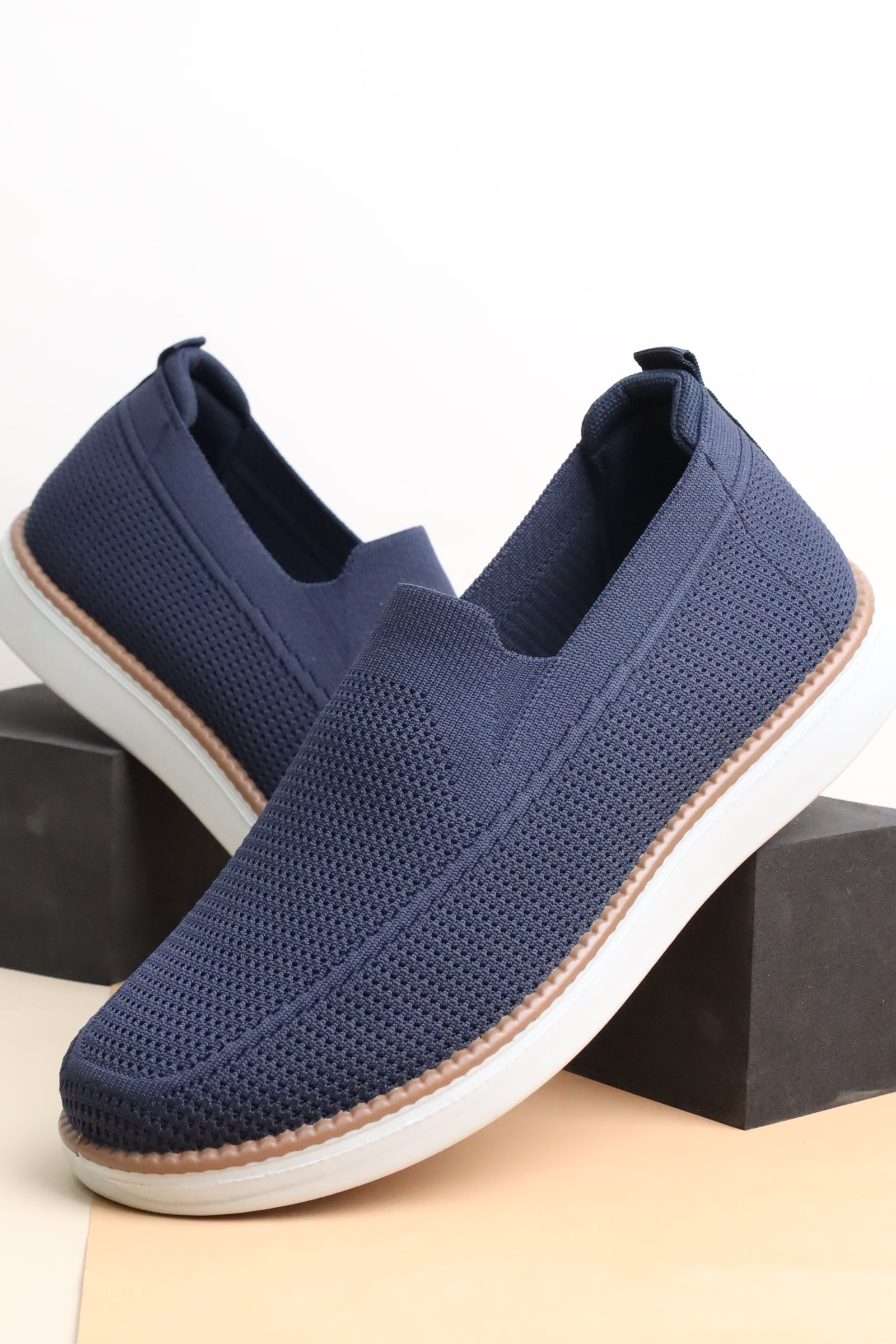 حذاء رياضي 23640