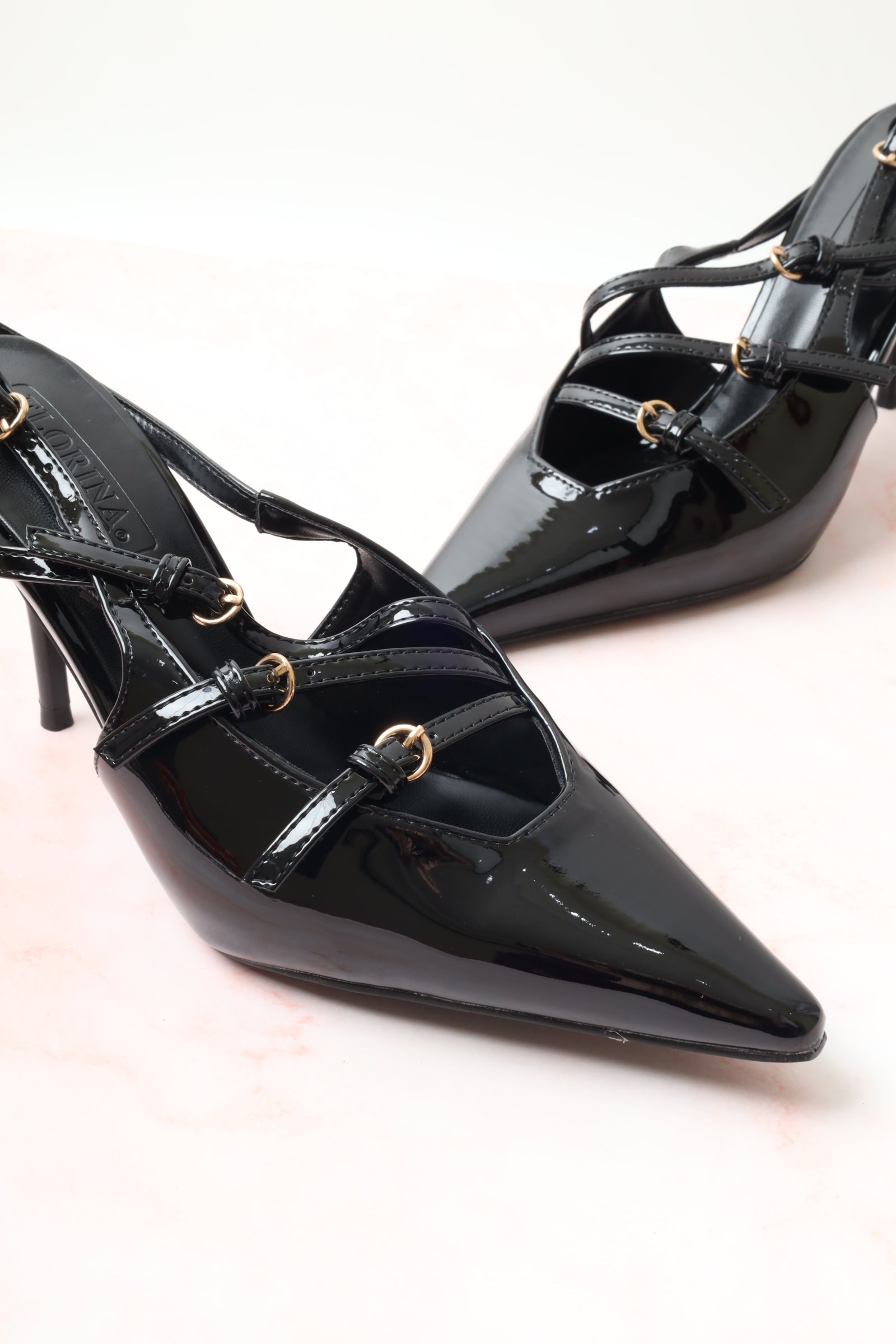 صندل مزين بحبال 89610