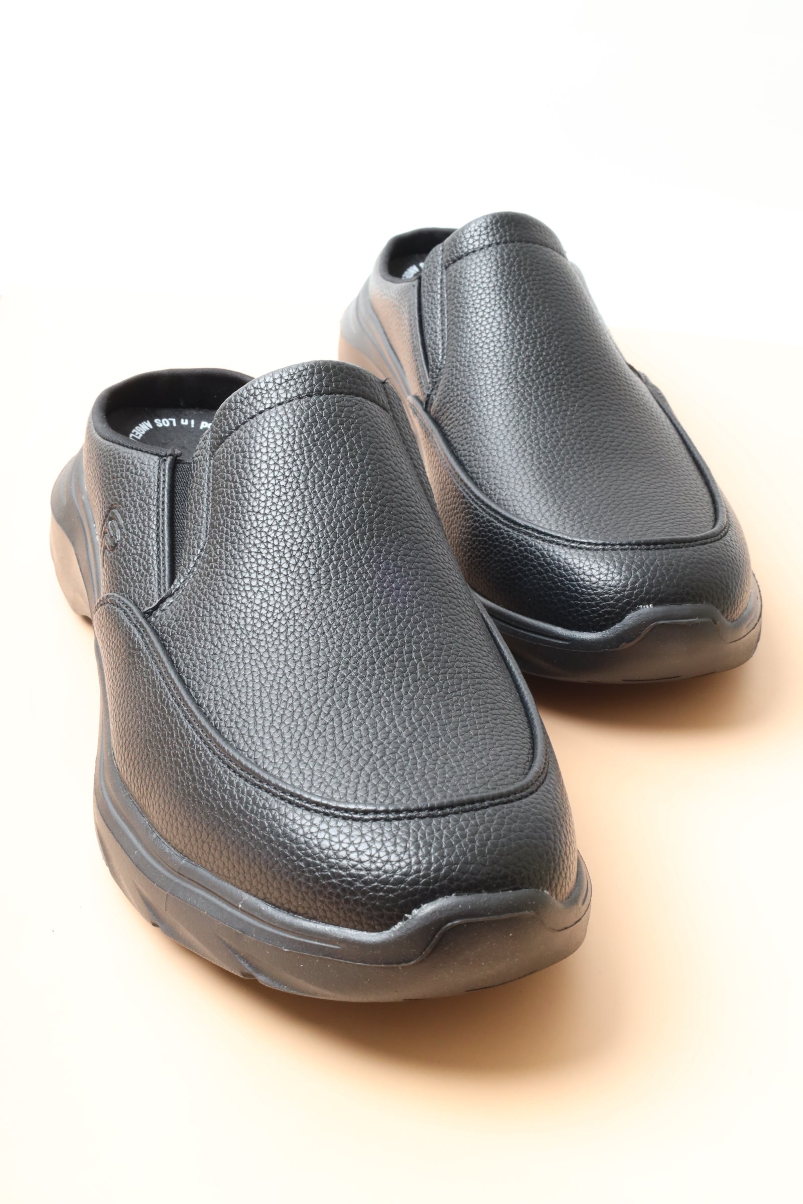 حذاء رياضي 158635