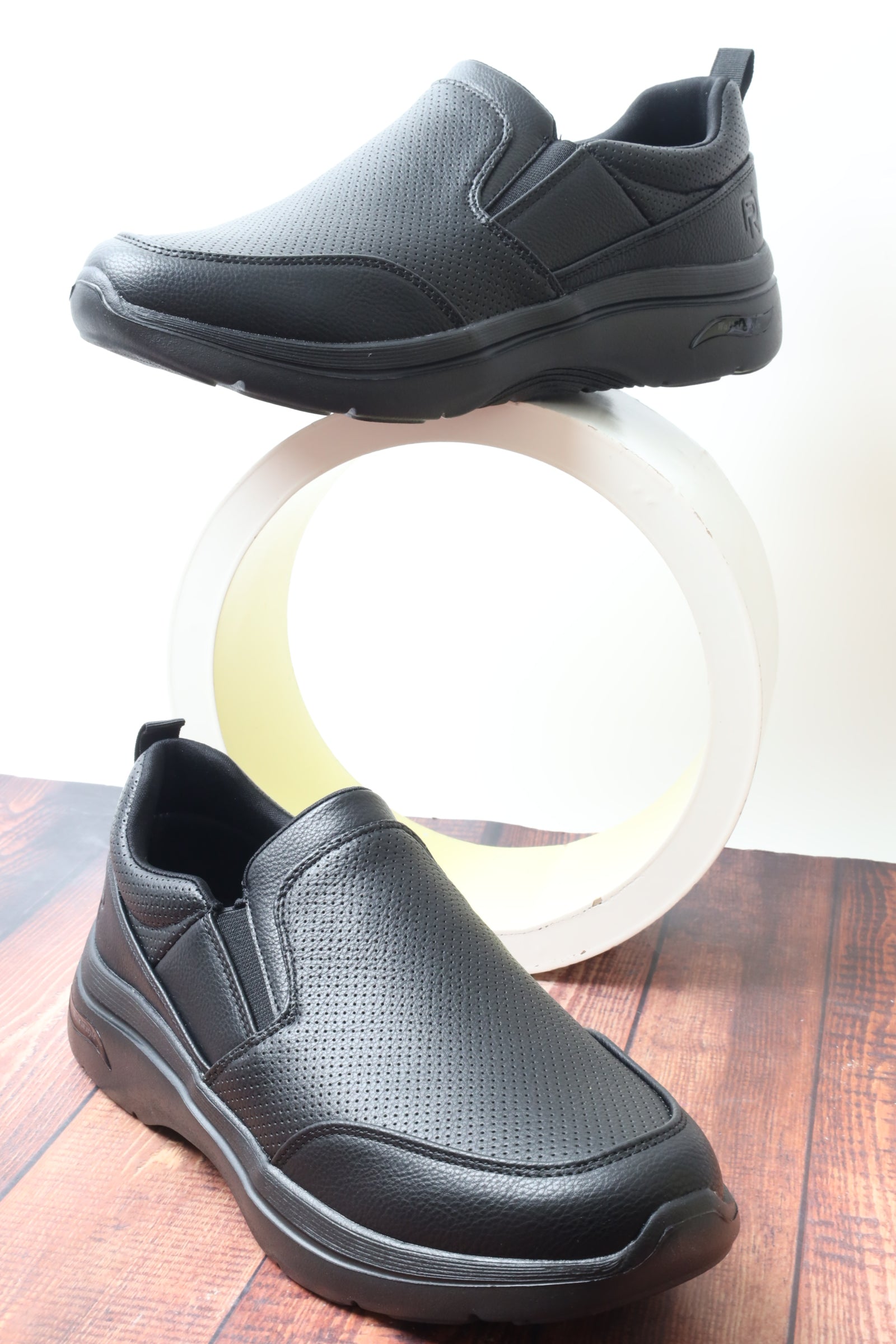 حذاء رياضي 158608