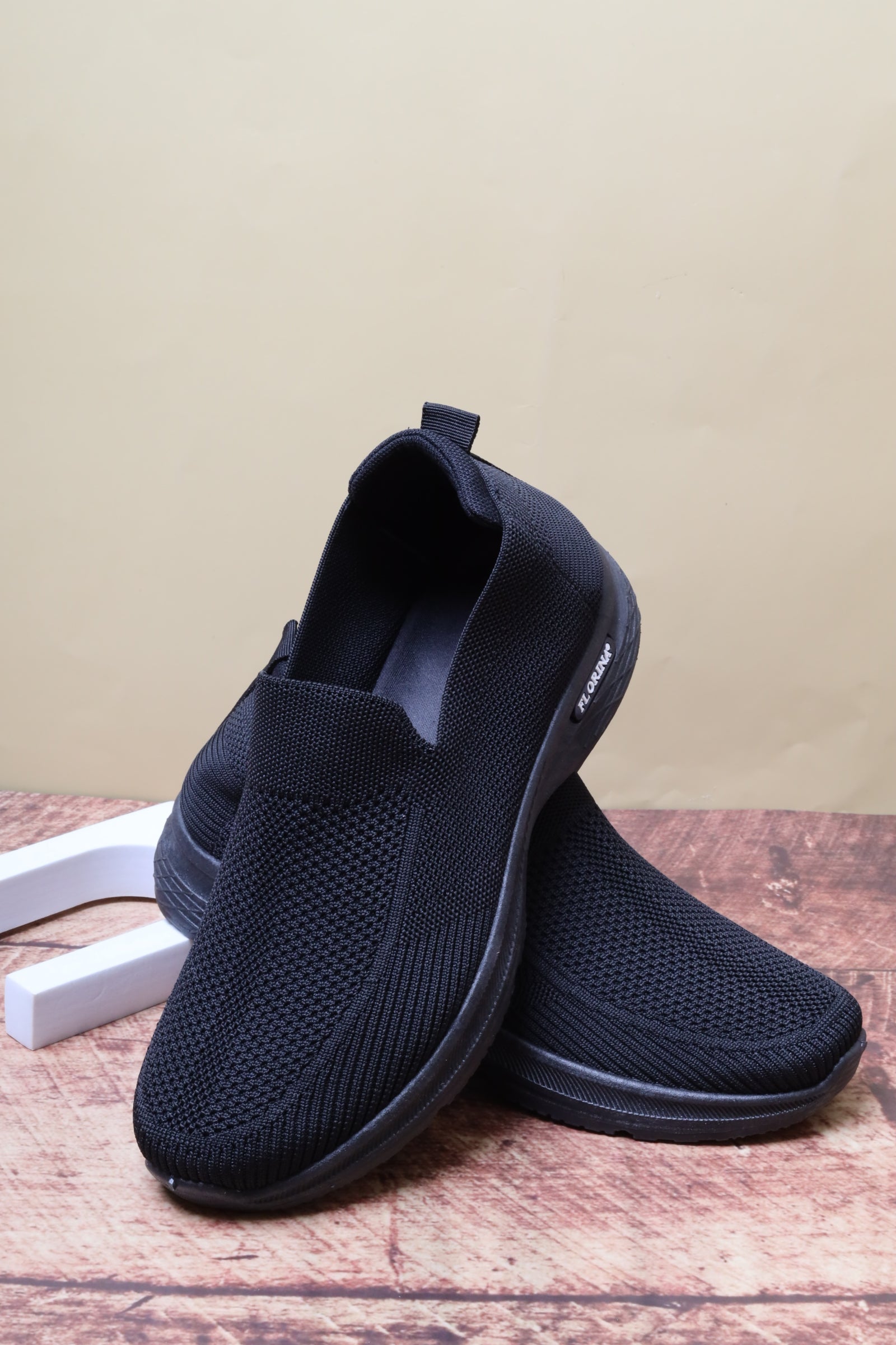 حذاء رياضي 23405