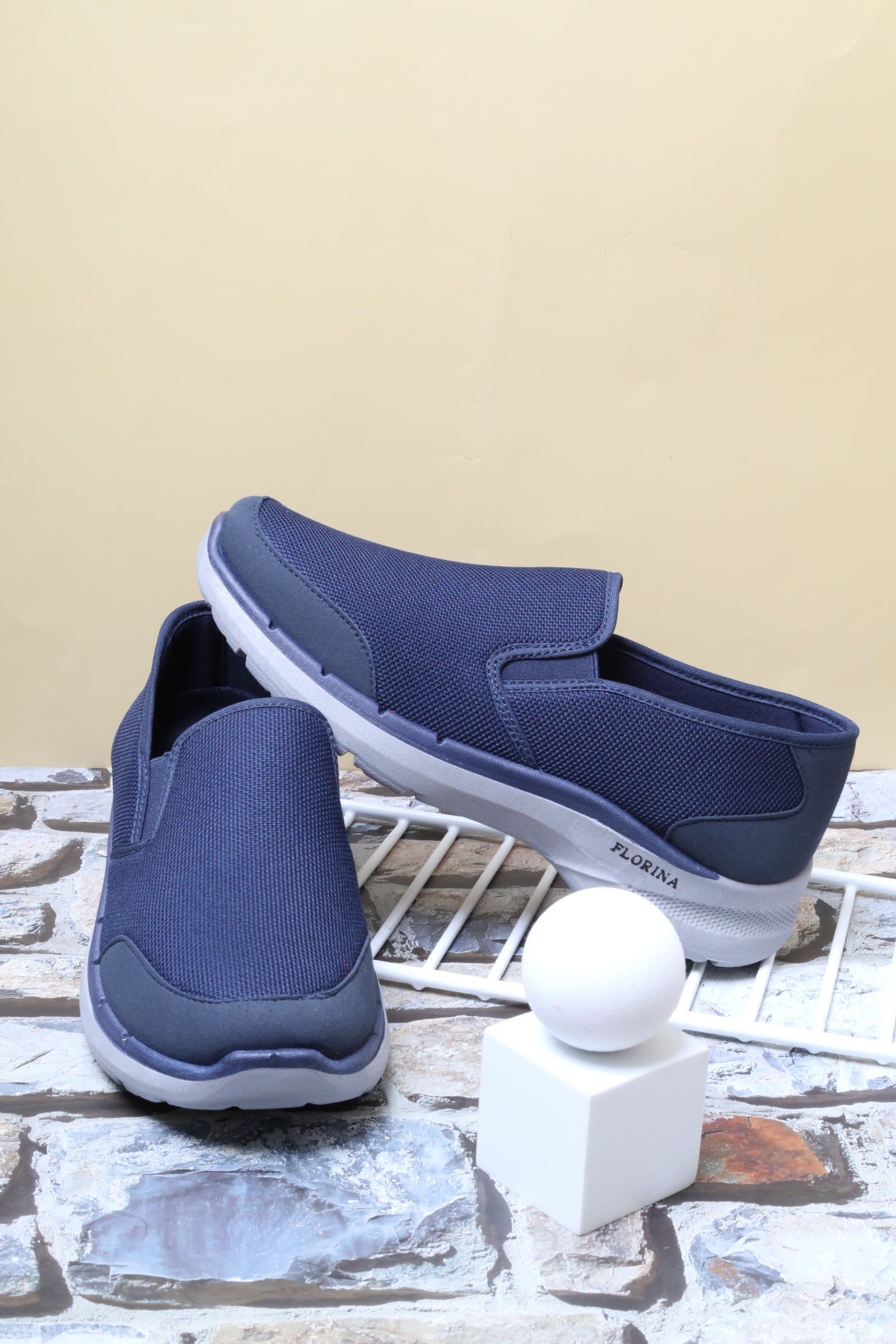 حذاء رياضي 23424